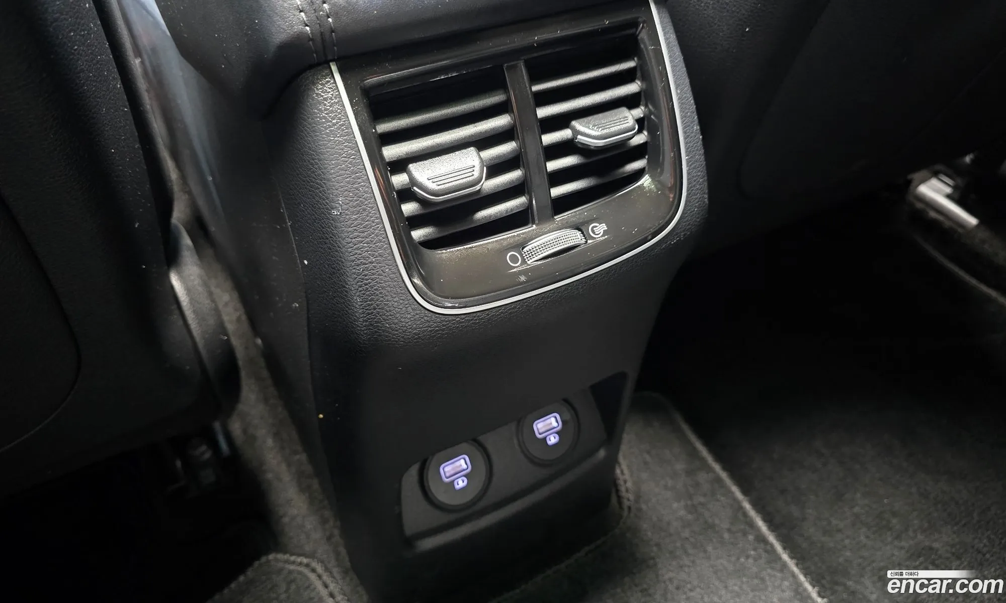 Kia K7 Premier Hybrid 2019 — 27