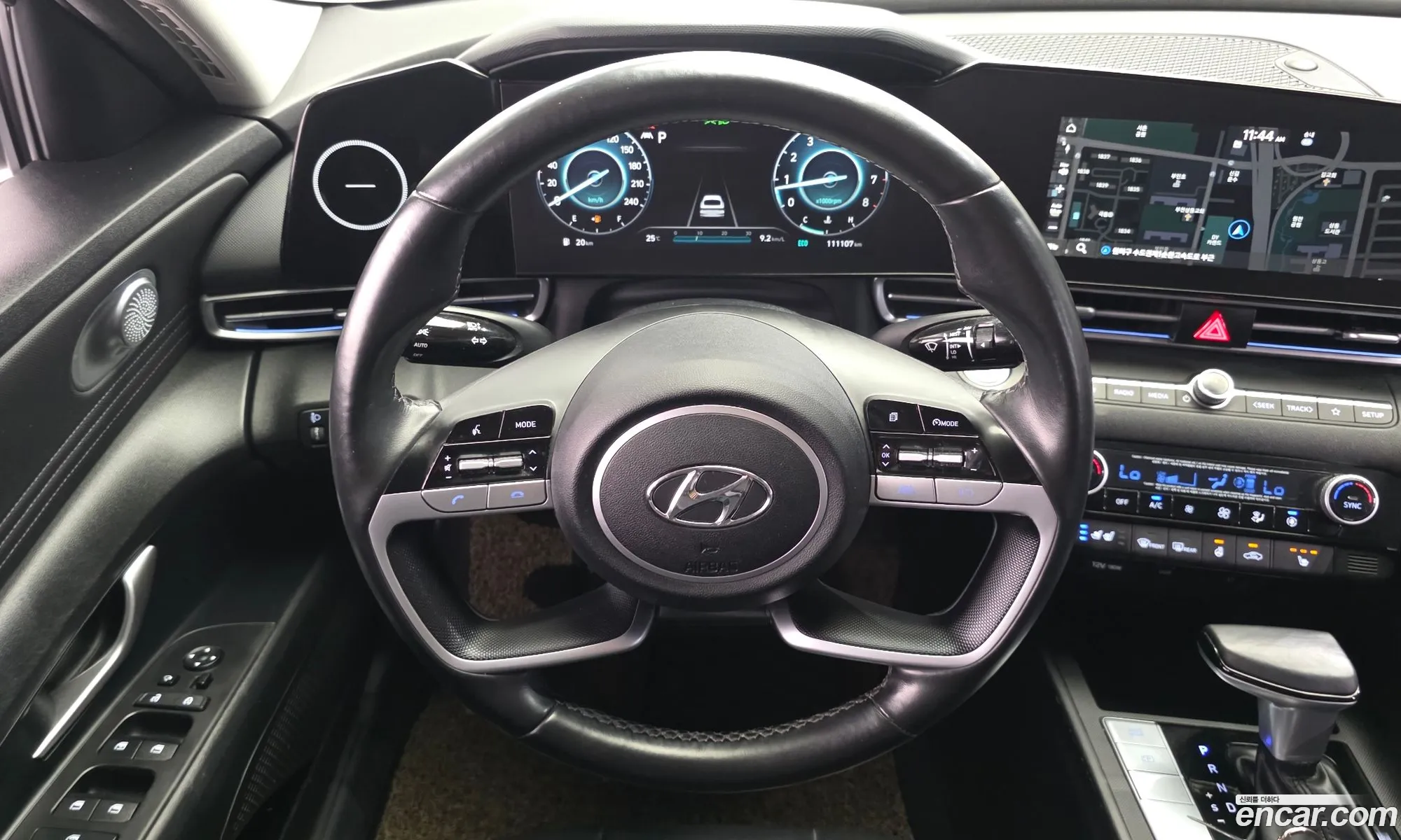 Hyundai Elantra 2021 — 12