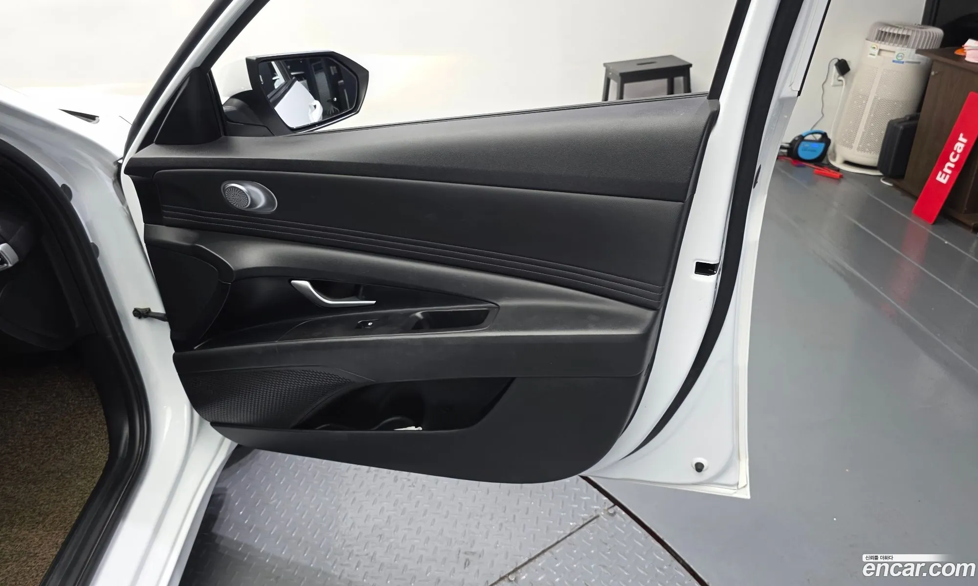 Hyundai Elantra 2021 — 21