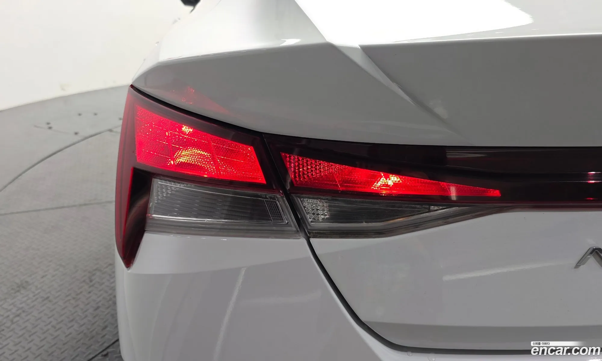 Hyundai Elantra 2021 — 22