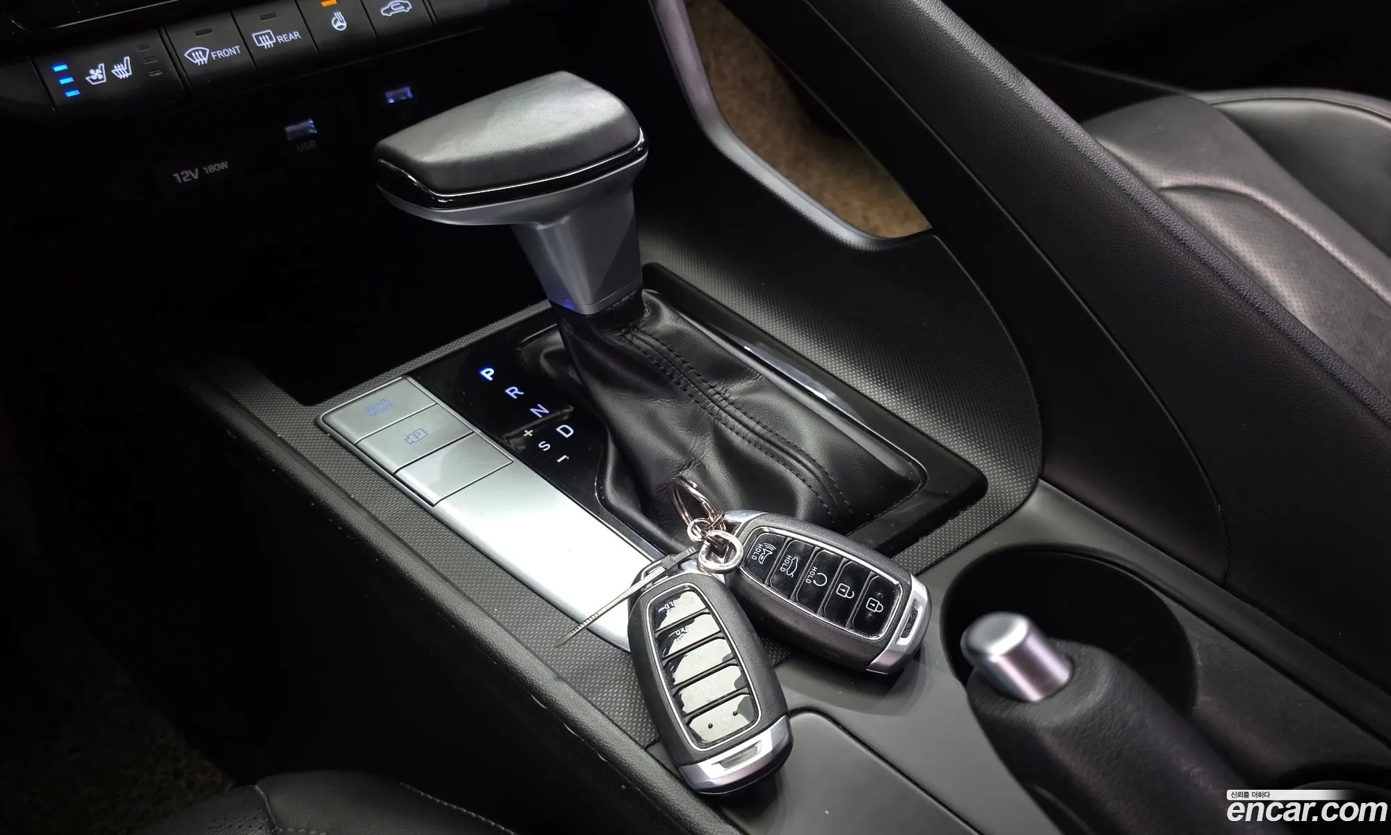 Hyundai Elantra 2021 — 4