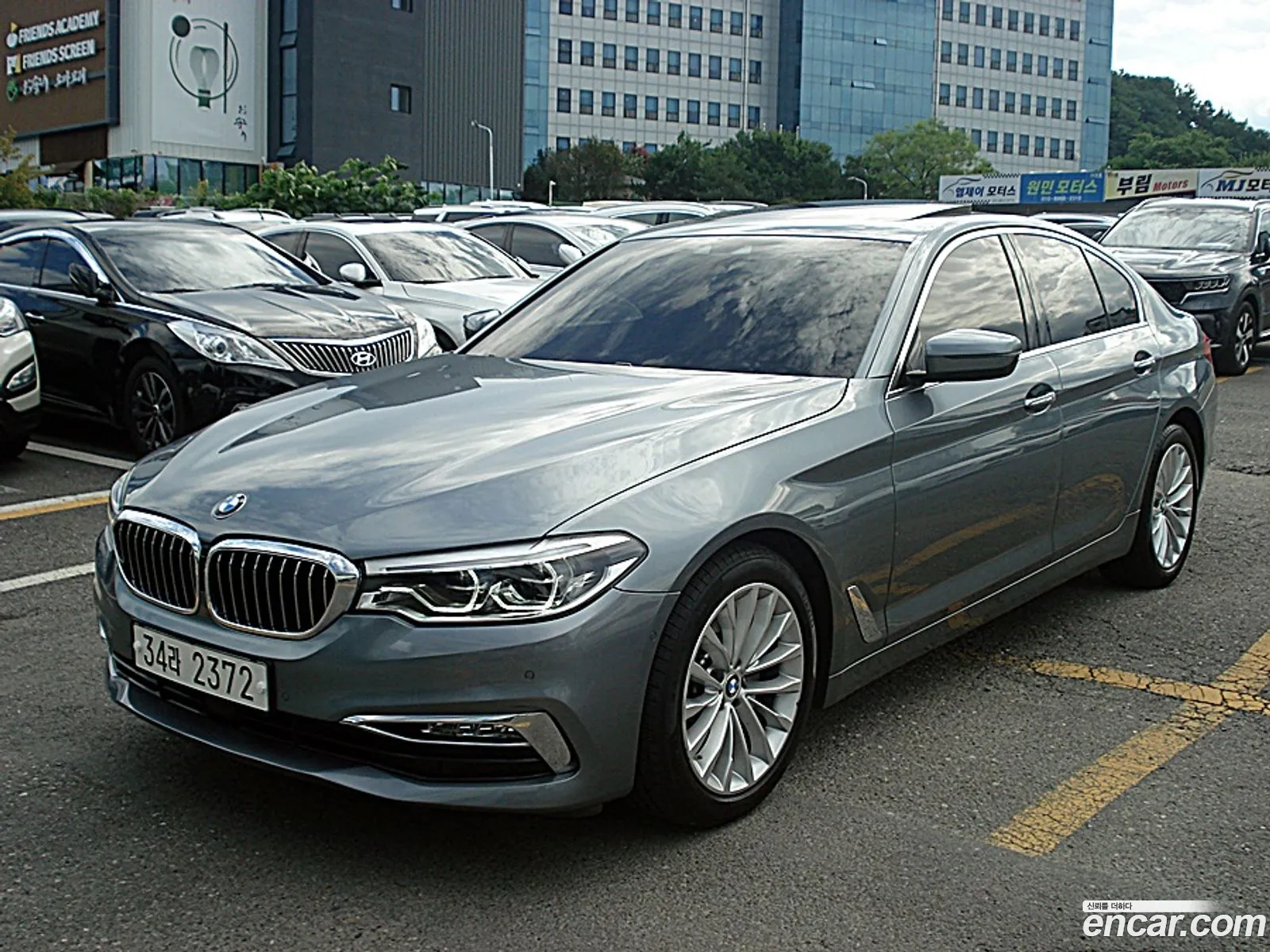 BMW 5 Series 2018 — 14