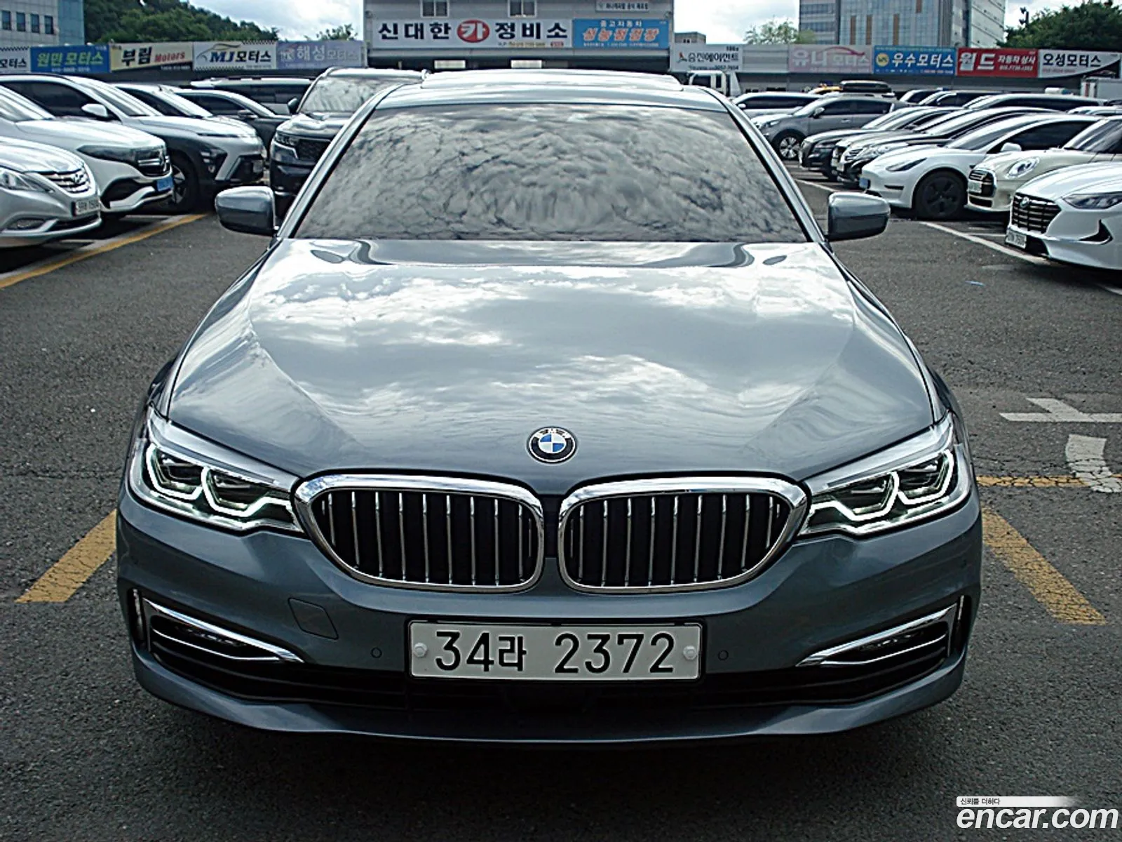 BMW 5 Series 2018 — 19