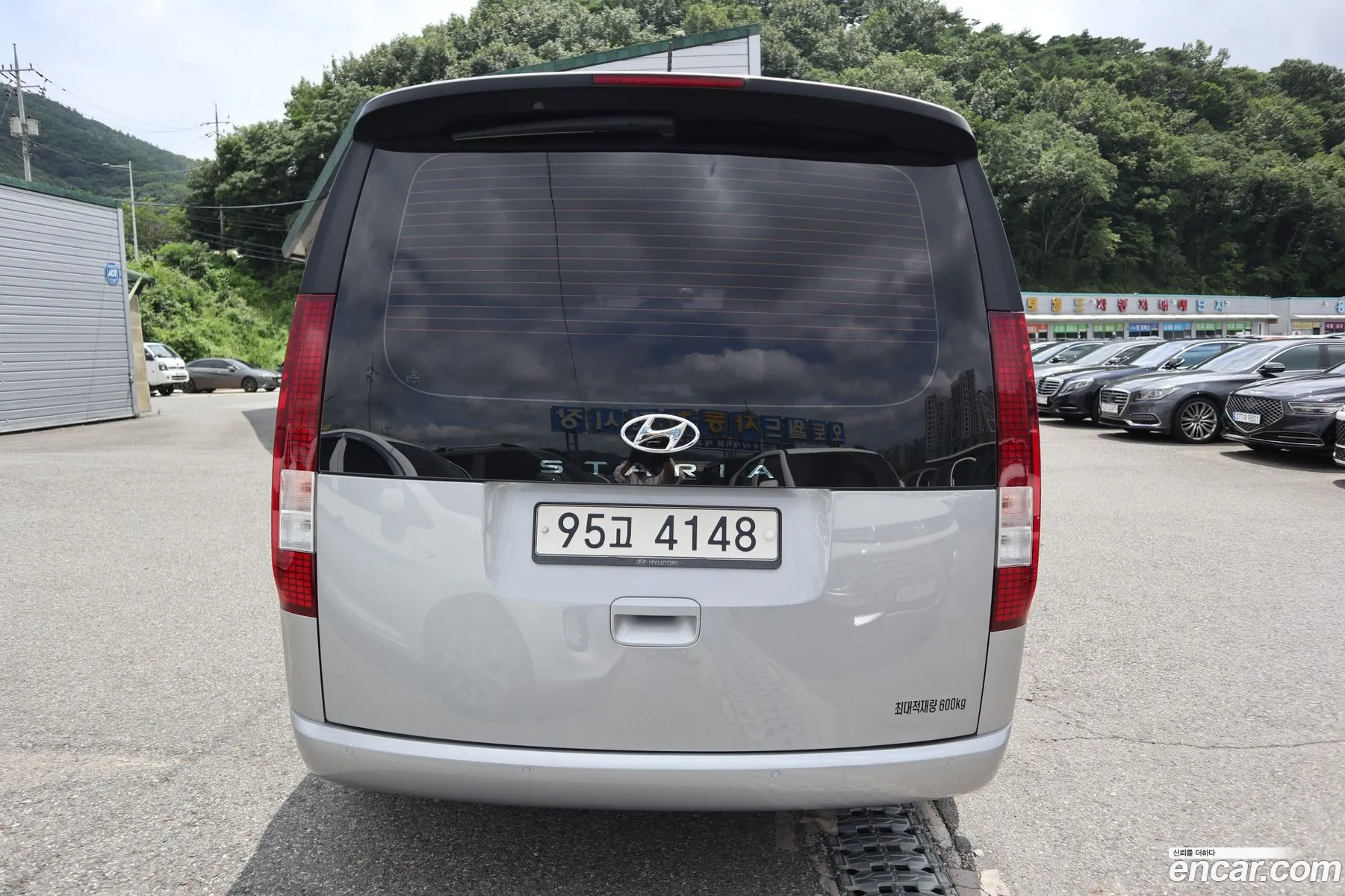 Hyundai Staria 2021 — 18