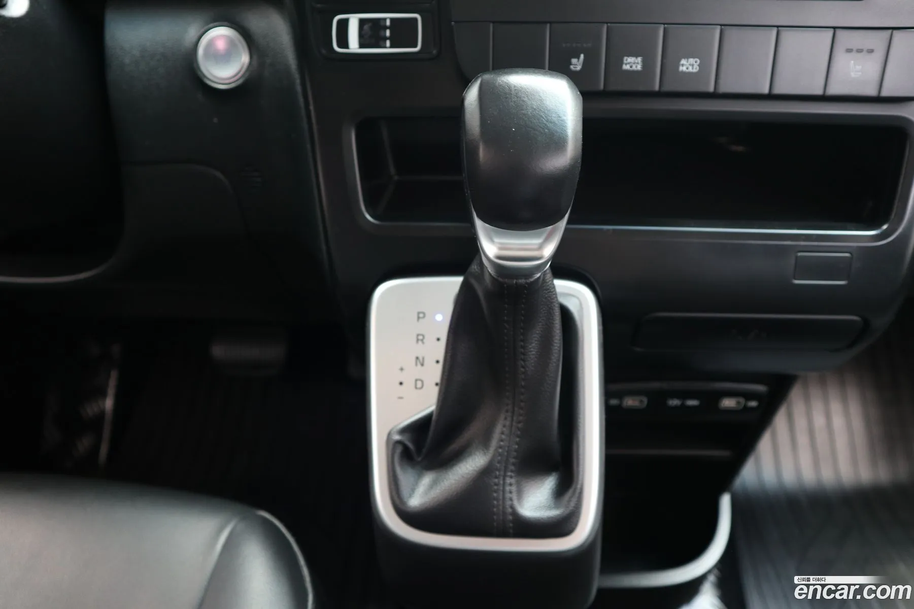 Hyundai Staria 2021 — 13