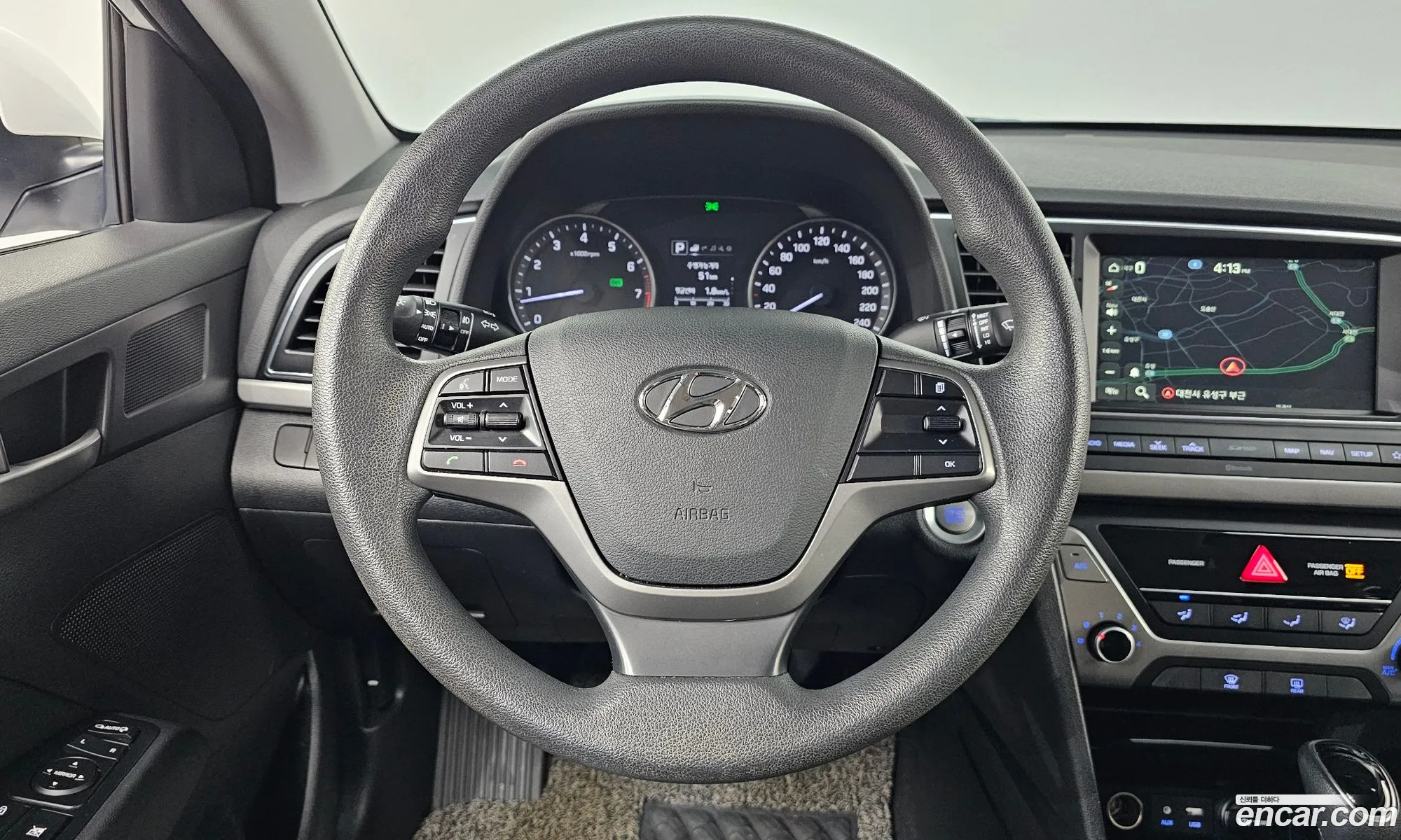 Hyundai Elantra AD 2017 — 4