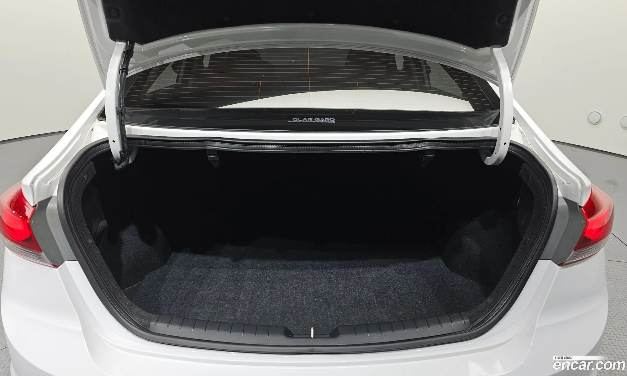 Hyundai Elantra AD 2017 — 2