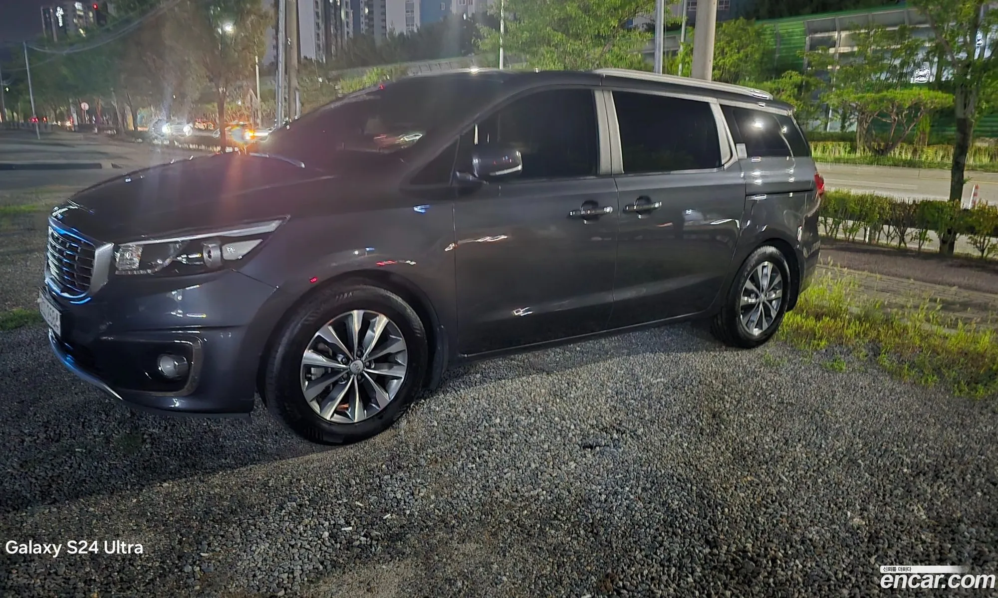 Kia Carnival 2016 — 6