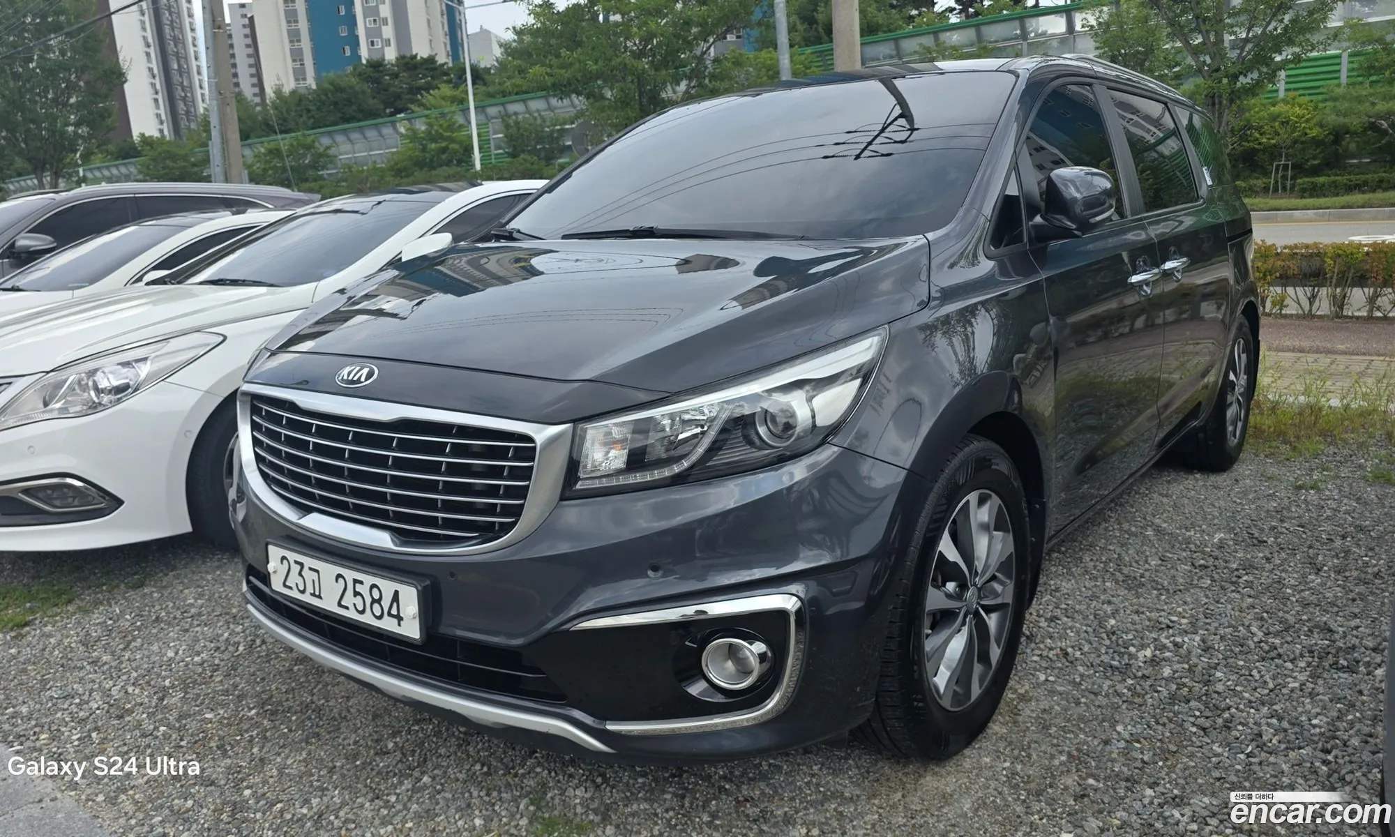Kia Carnival 2016 — 16