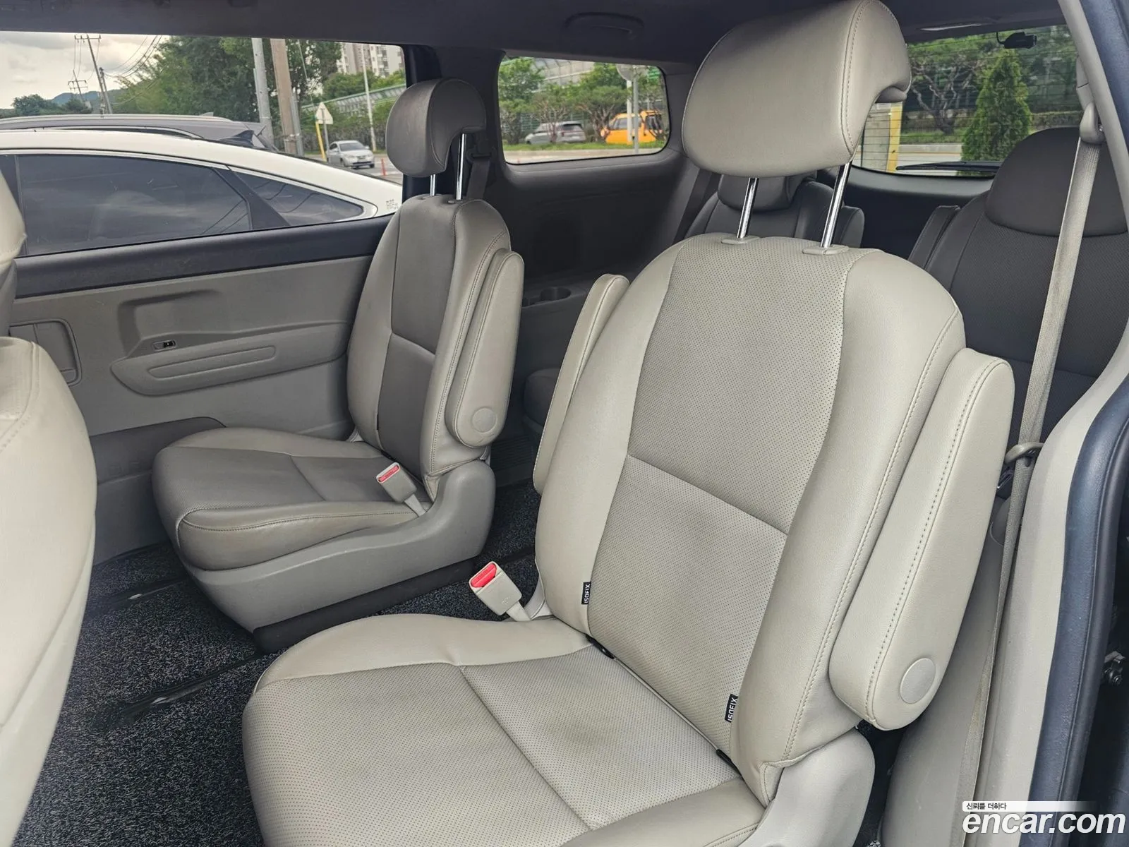 Kia Carnival 2016 — 2