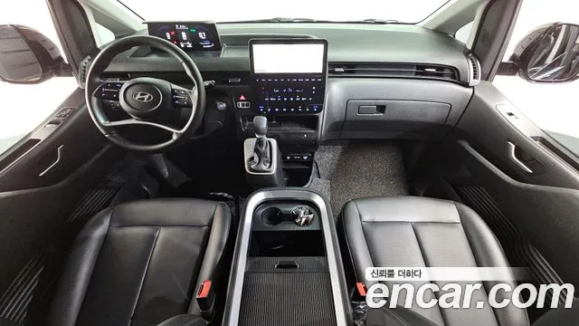 Hyundai Staria 2025 — 4