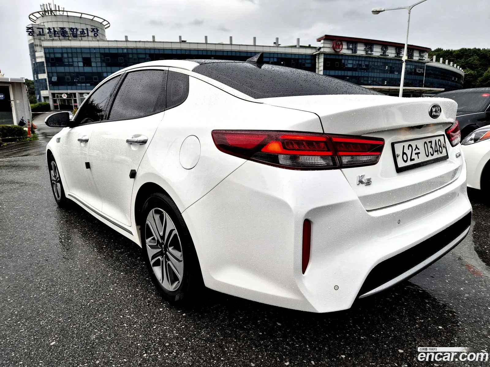 Kia K5 Hybrid 2016 — 10