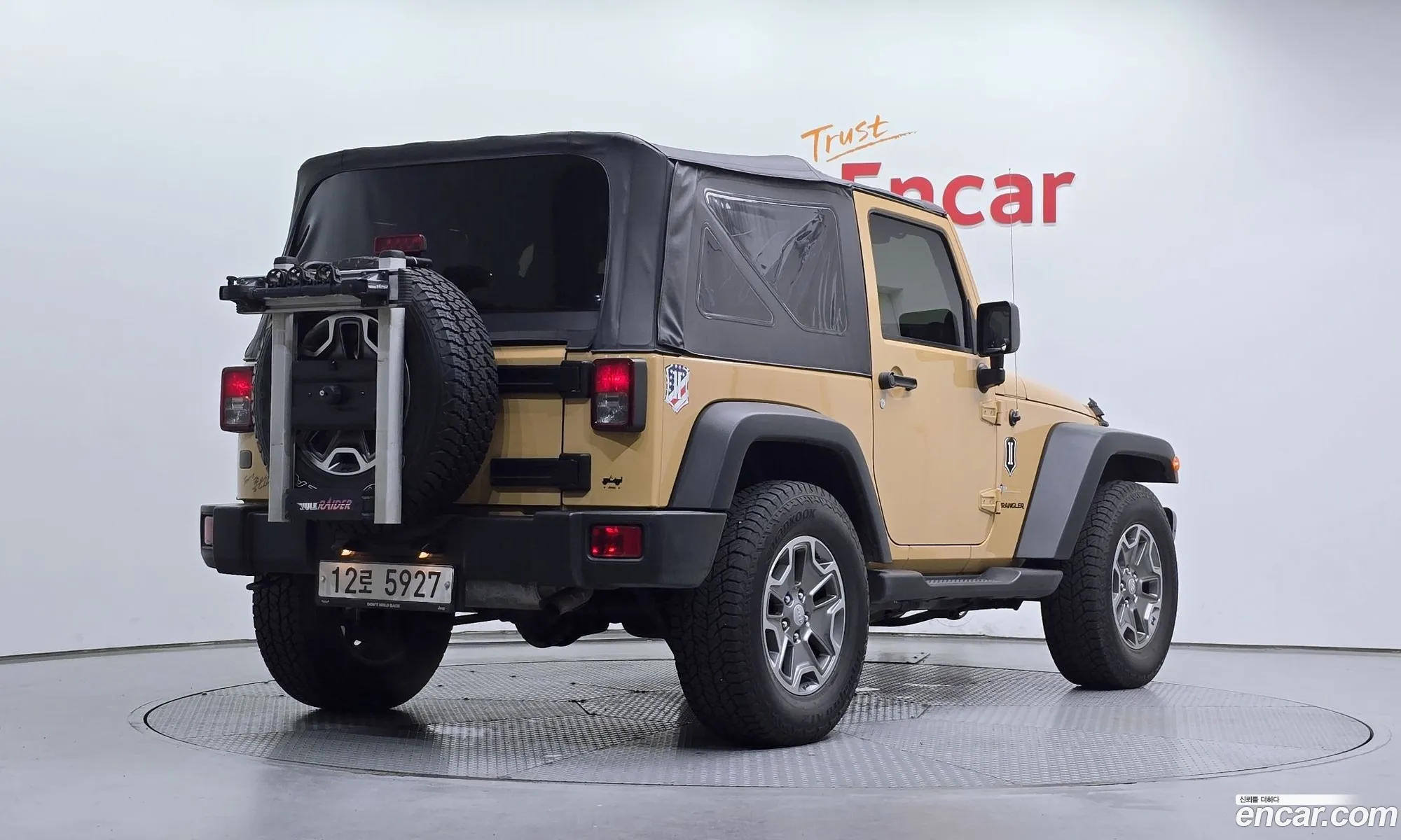 Jeep Wrangler 2013 — 17