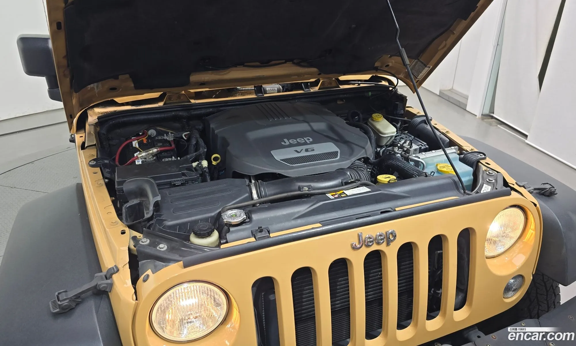 Jeep Wrangler 2013 — 2