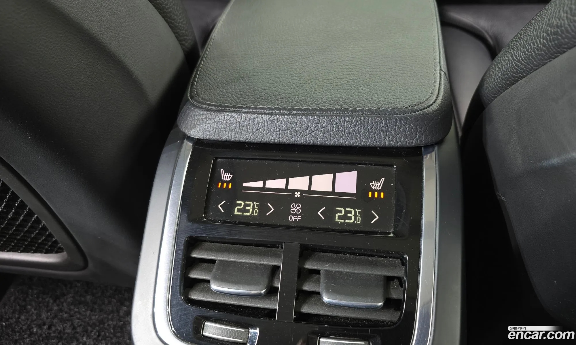 Volvo XC90 2016 — 15