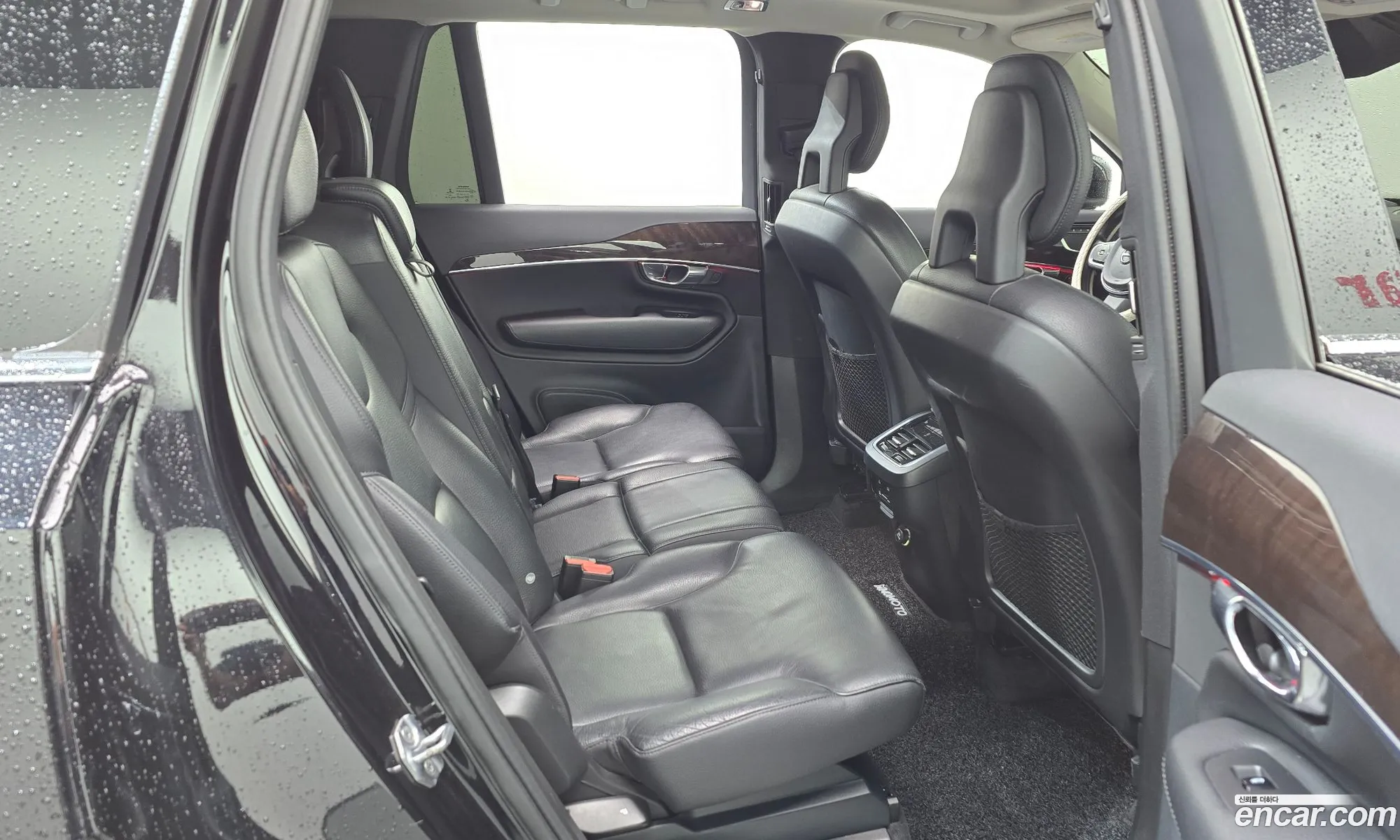 Volvo XC90 2016 — 18