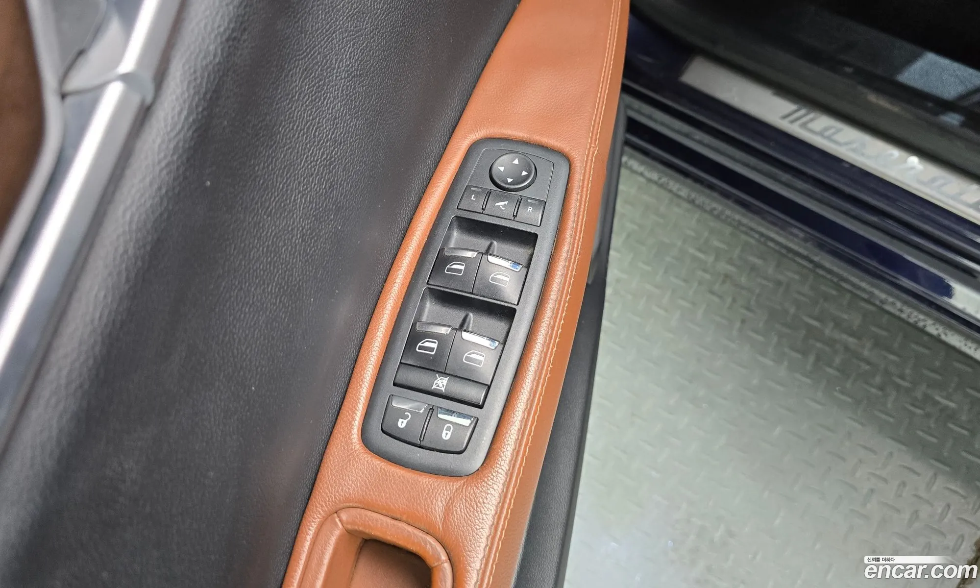 Maserati Ghibli 2017 ZAM57TSG8J1288015 — 4