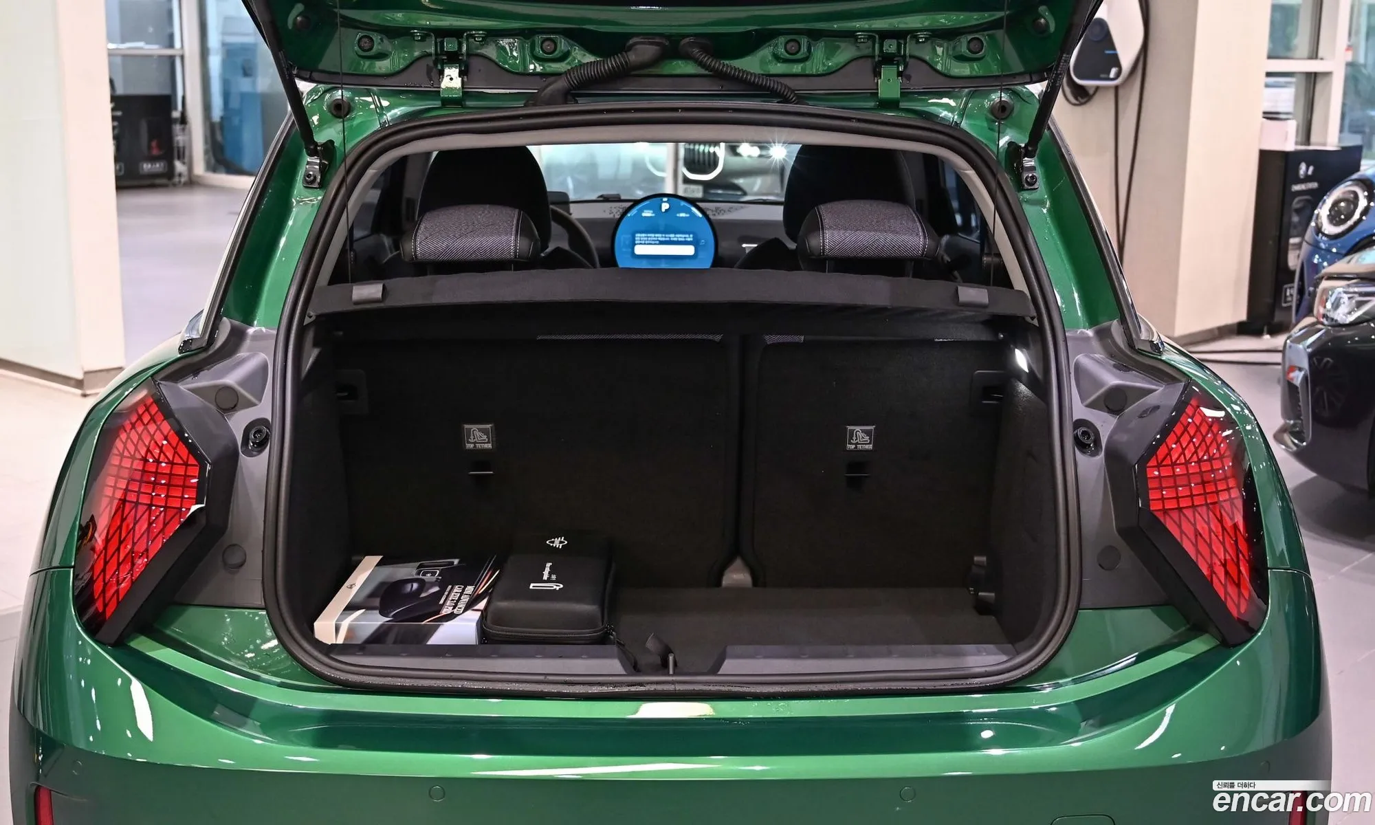 Mini Cooper Electric 2024 — 3