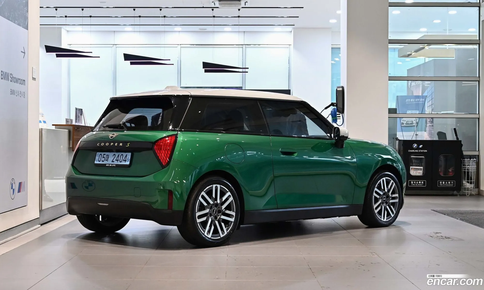 Mini Cooper Electric 2024 — 12