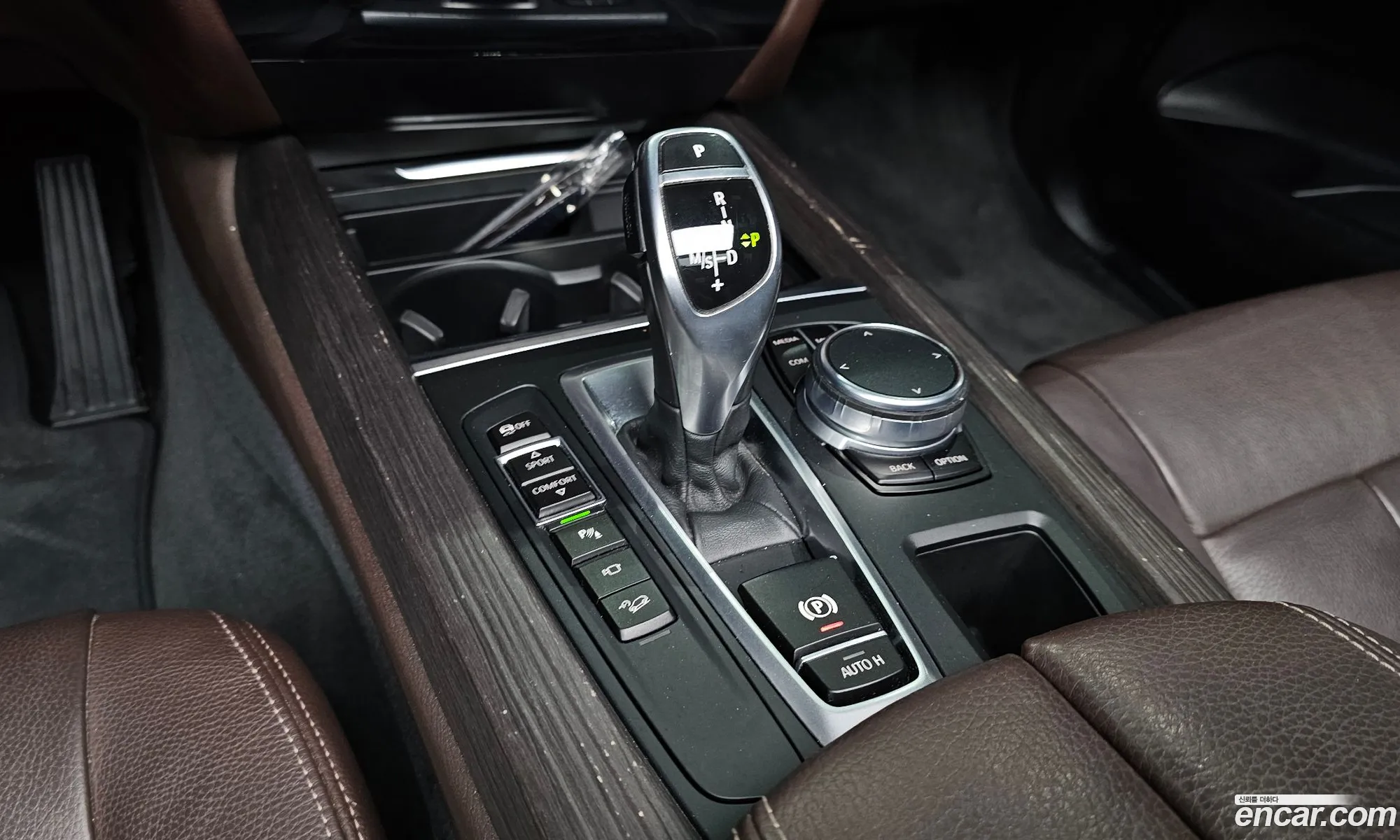 BMW X5 2017 — 16