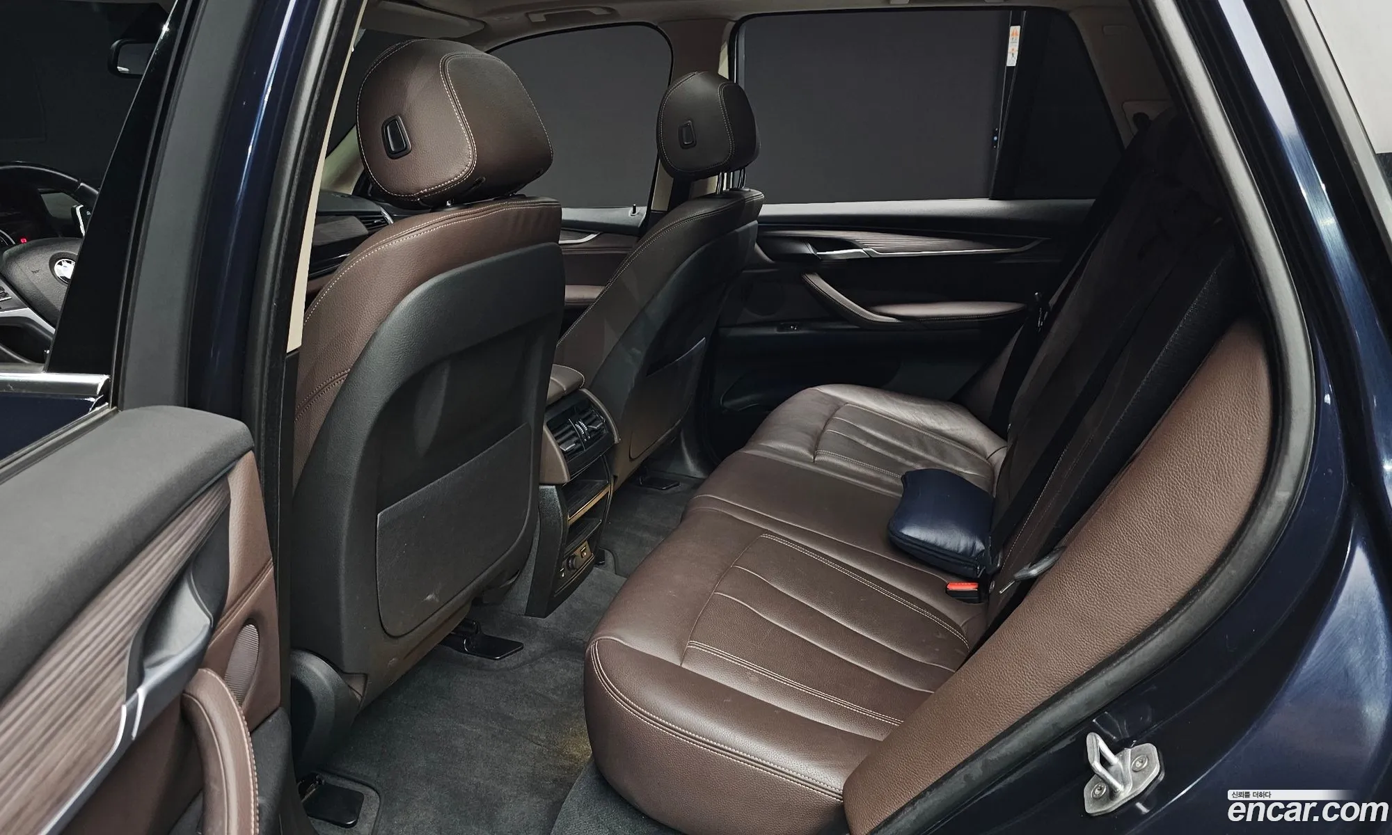 BMW X5 2017 — 7