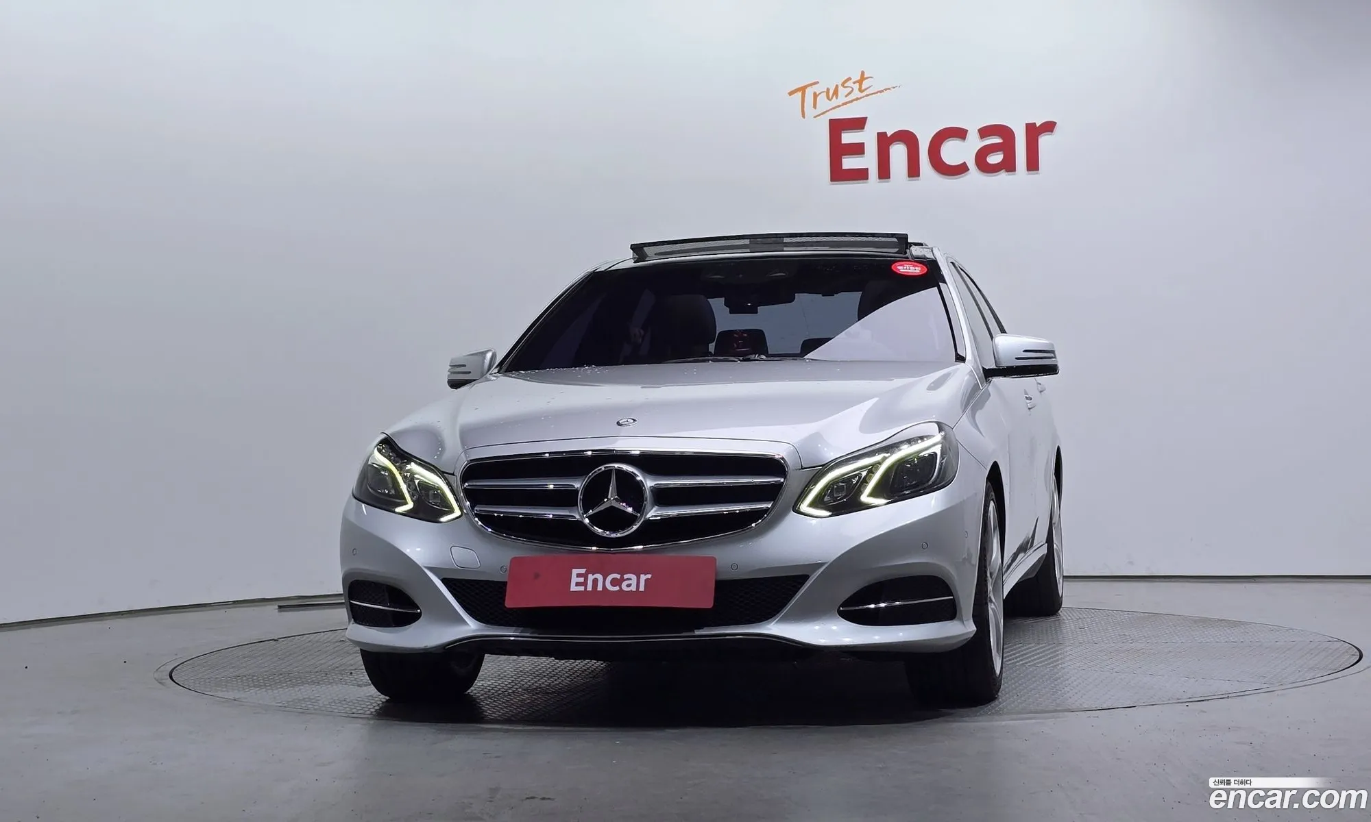 Mercedes-Benz E-Class W212 2013 WDDHF8JB4EA925615 — 3