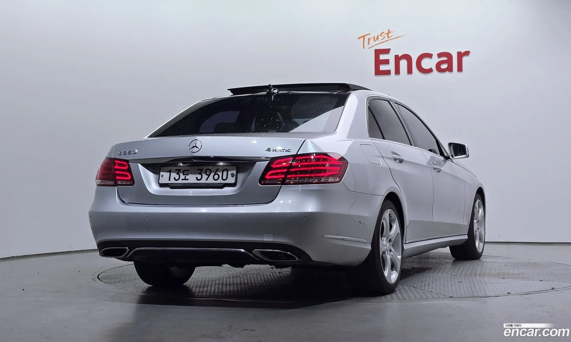 Mercedes-Benz E-Class W212 2013 WDDHF8JB4EA925615 — 20