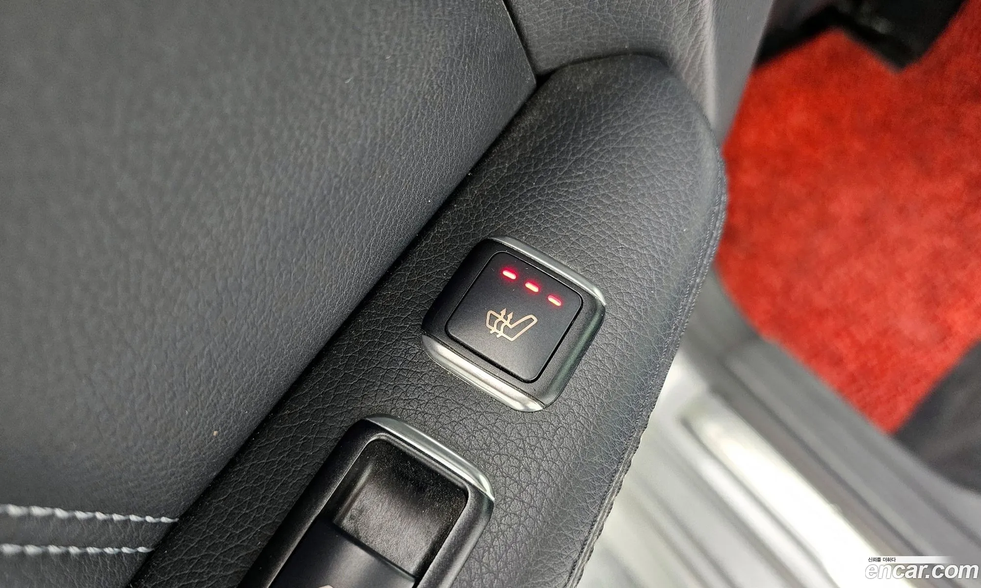 Mercedes-Benz E-Class W212 2013 WDDHF8JB4EA925615 — 19