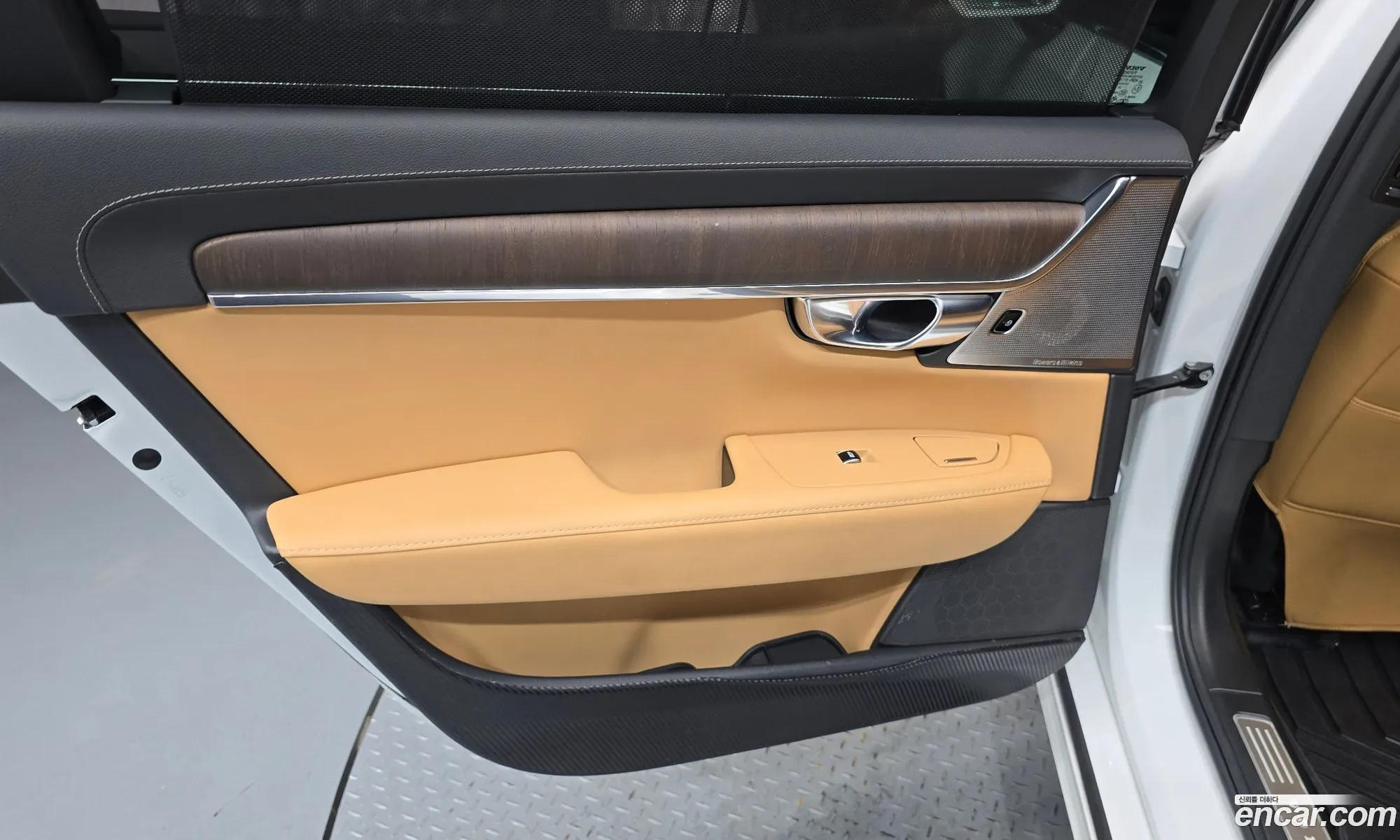 Volvo S90 2024 — 14