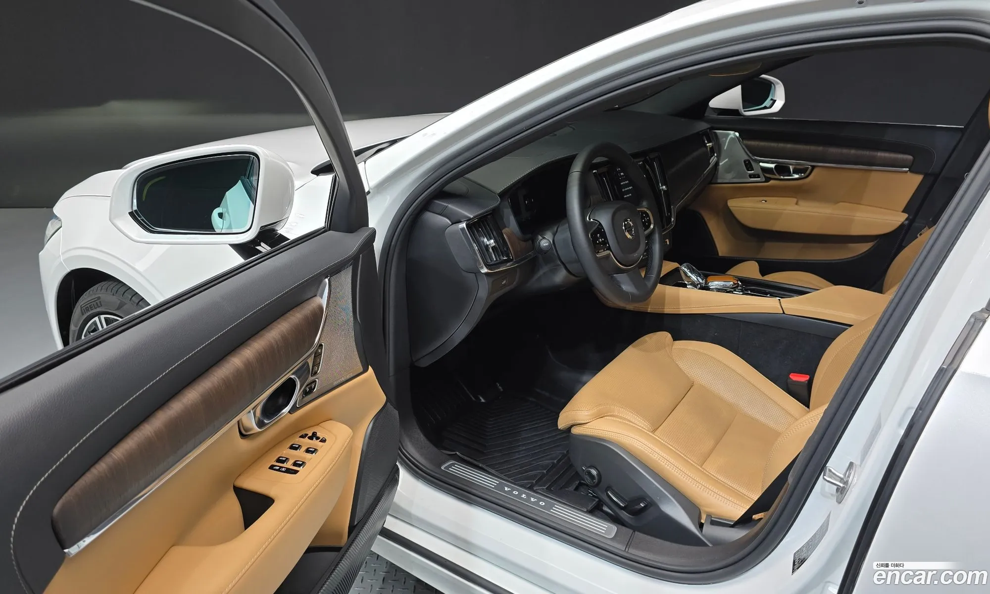 Volvo S90 2024 — 25