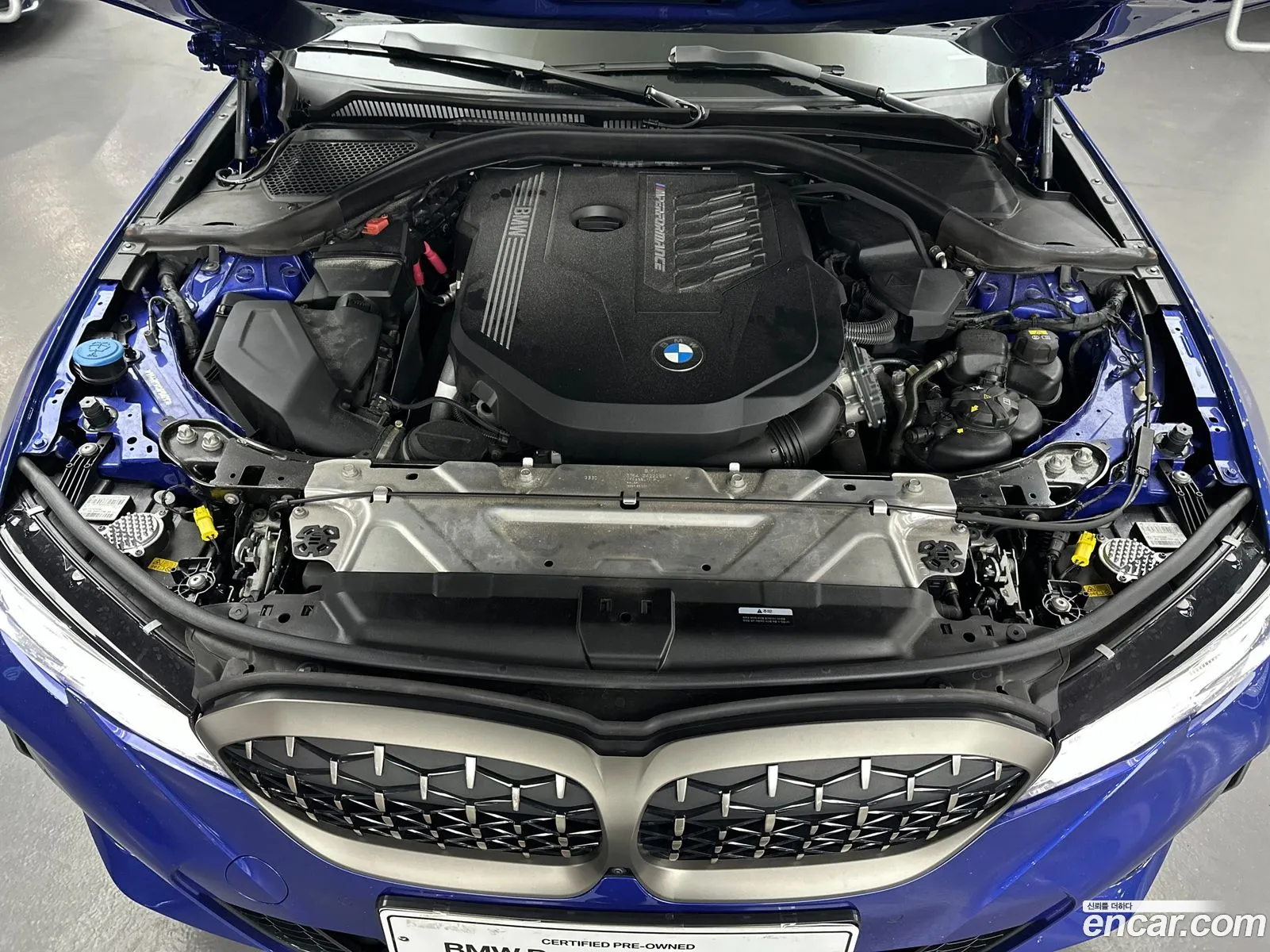 BMW 3 Series 2021 — 3