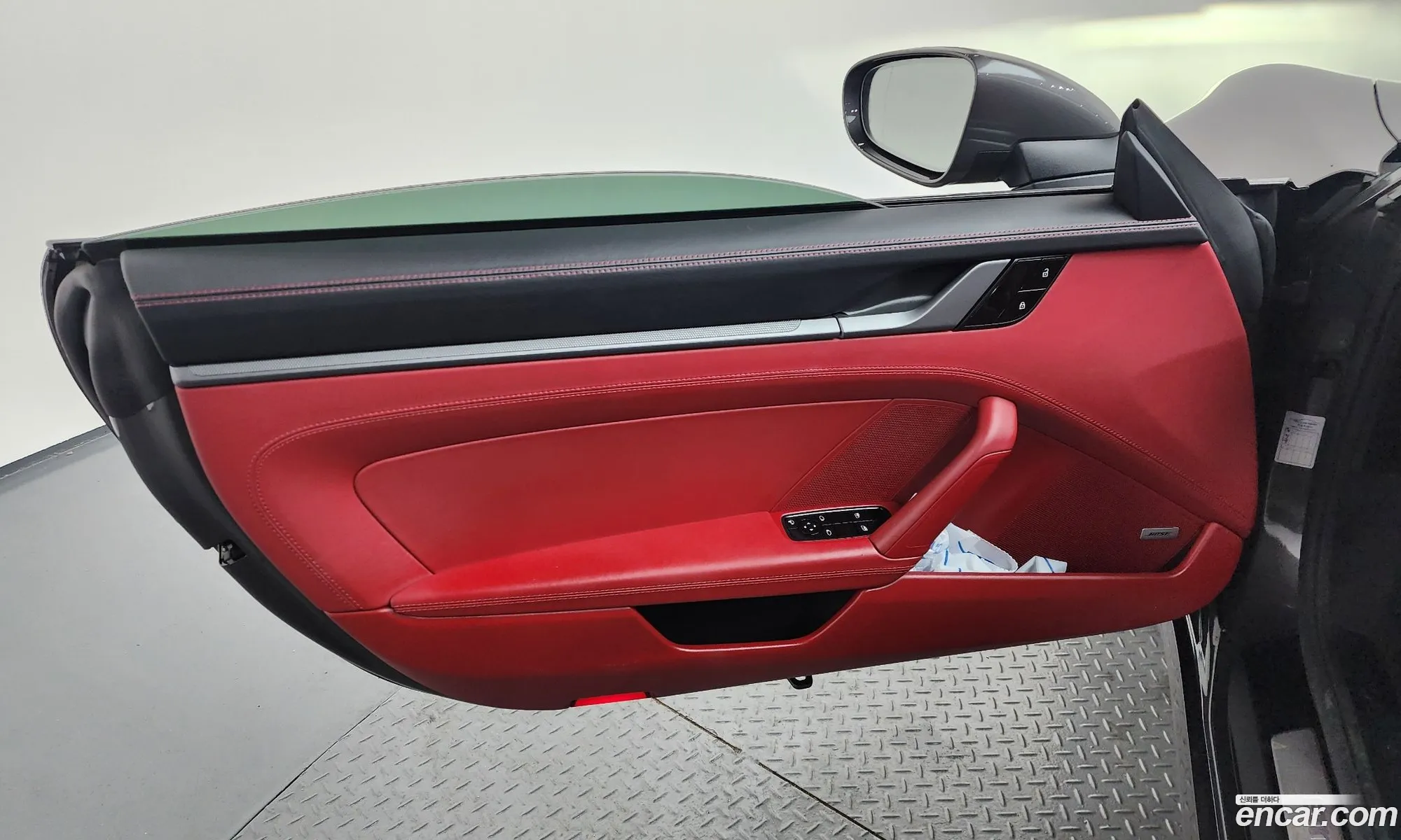Porsche 911 2020 WP0AB299XLS225725 — 24