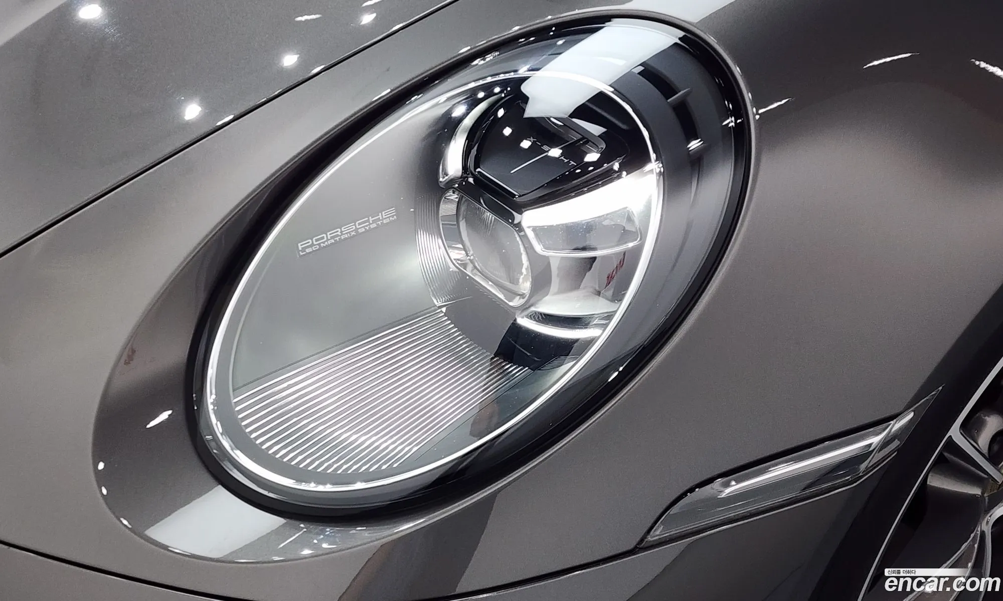 Porsche 911 2020 WP0AB299XLS225725 — 27