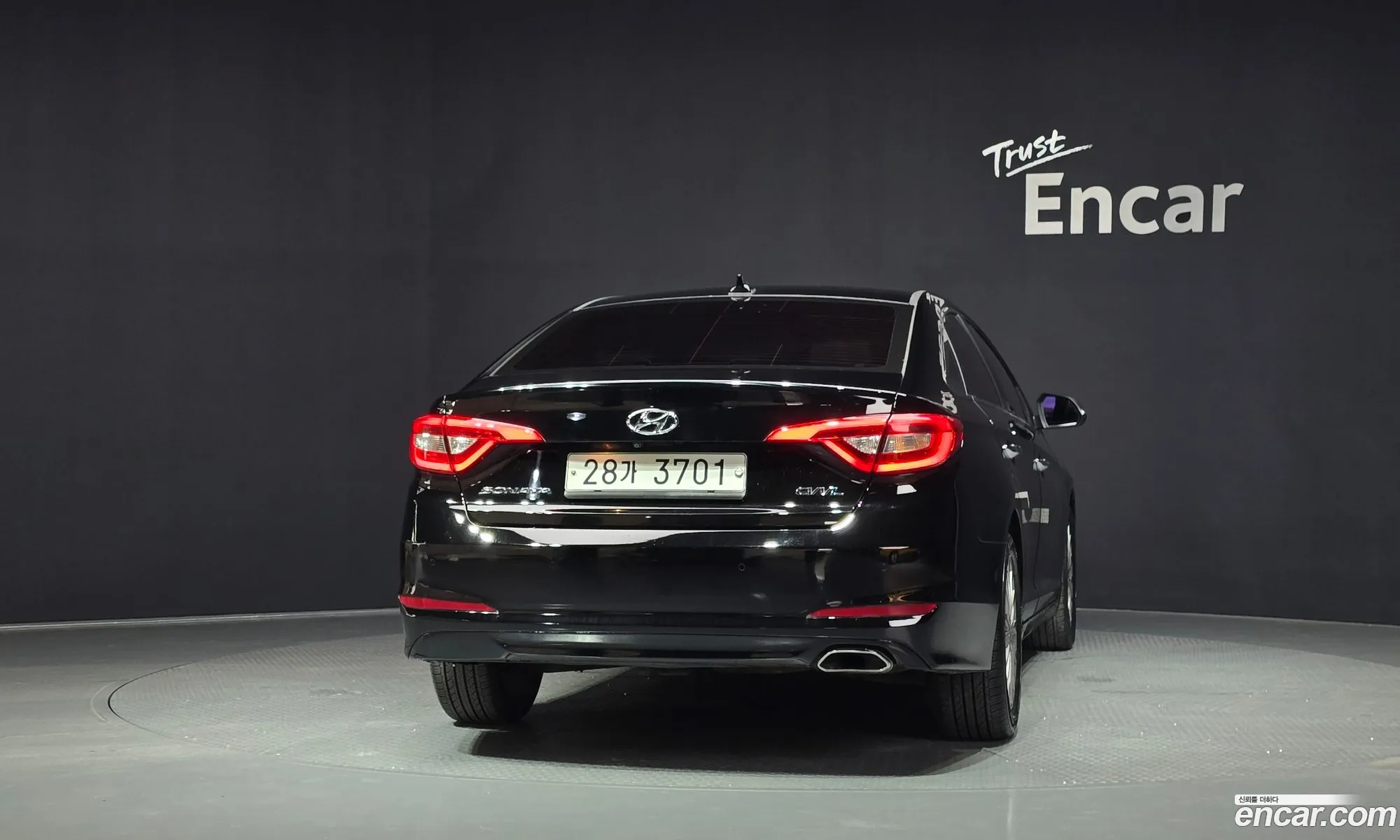 Hyundai LF Sonata 2014 — 16