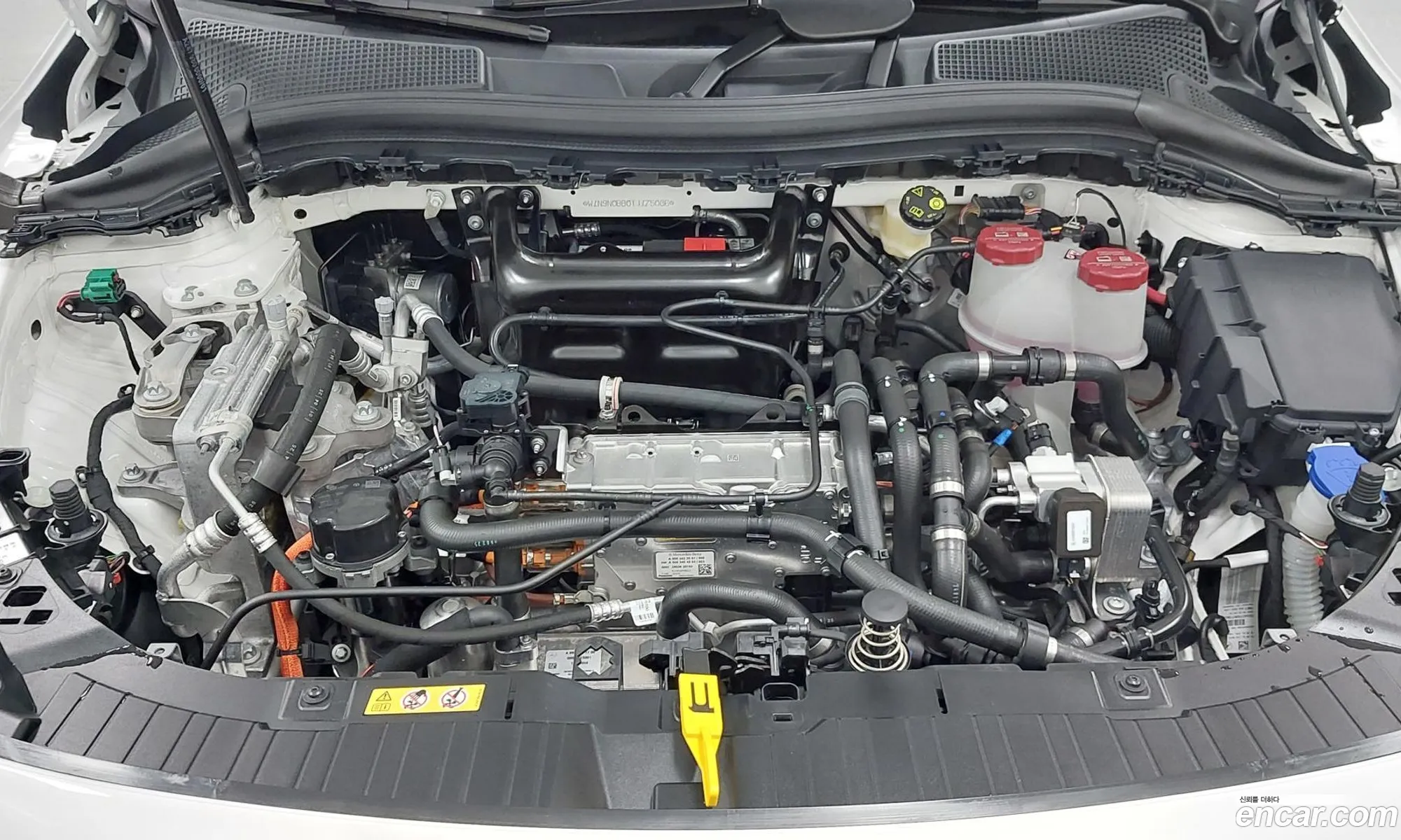 Mercedes-Benz EQA H243 2025 — 2