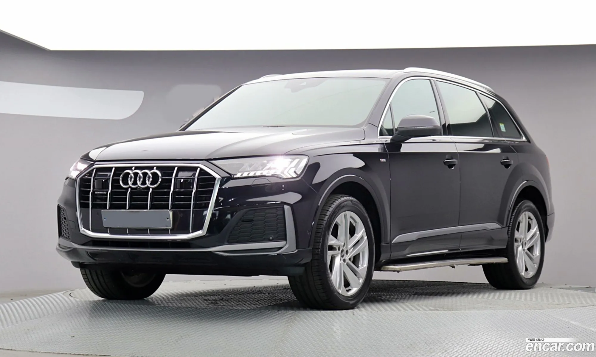 Audi Q7 2021 — 13