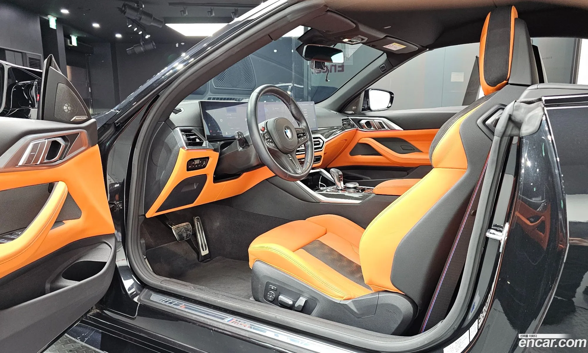 BMW M4 2023 WBS31BA06RCP10741 — 19