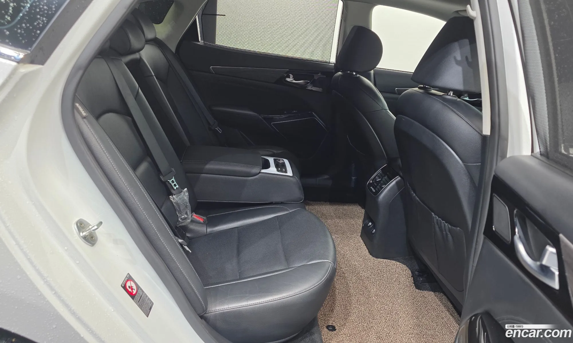 Kia K7 Premier 2020 — 24