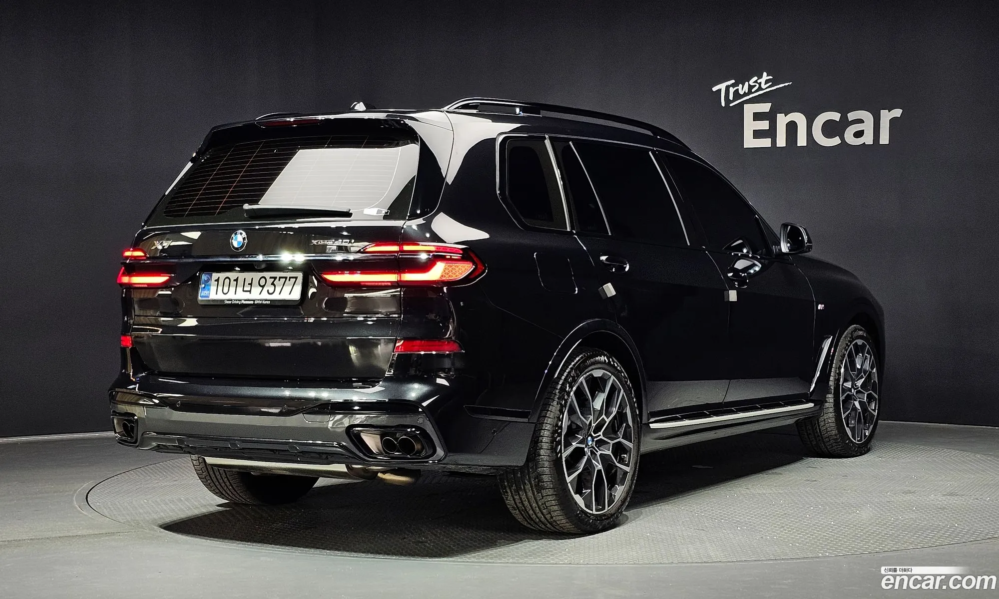 BMW X7 2025 WBA21EM0666666666 — 18