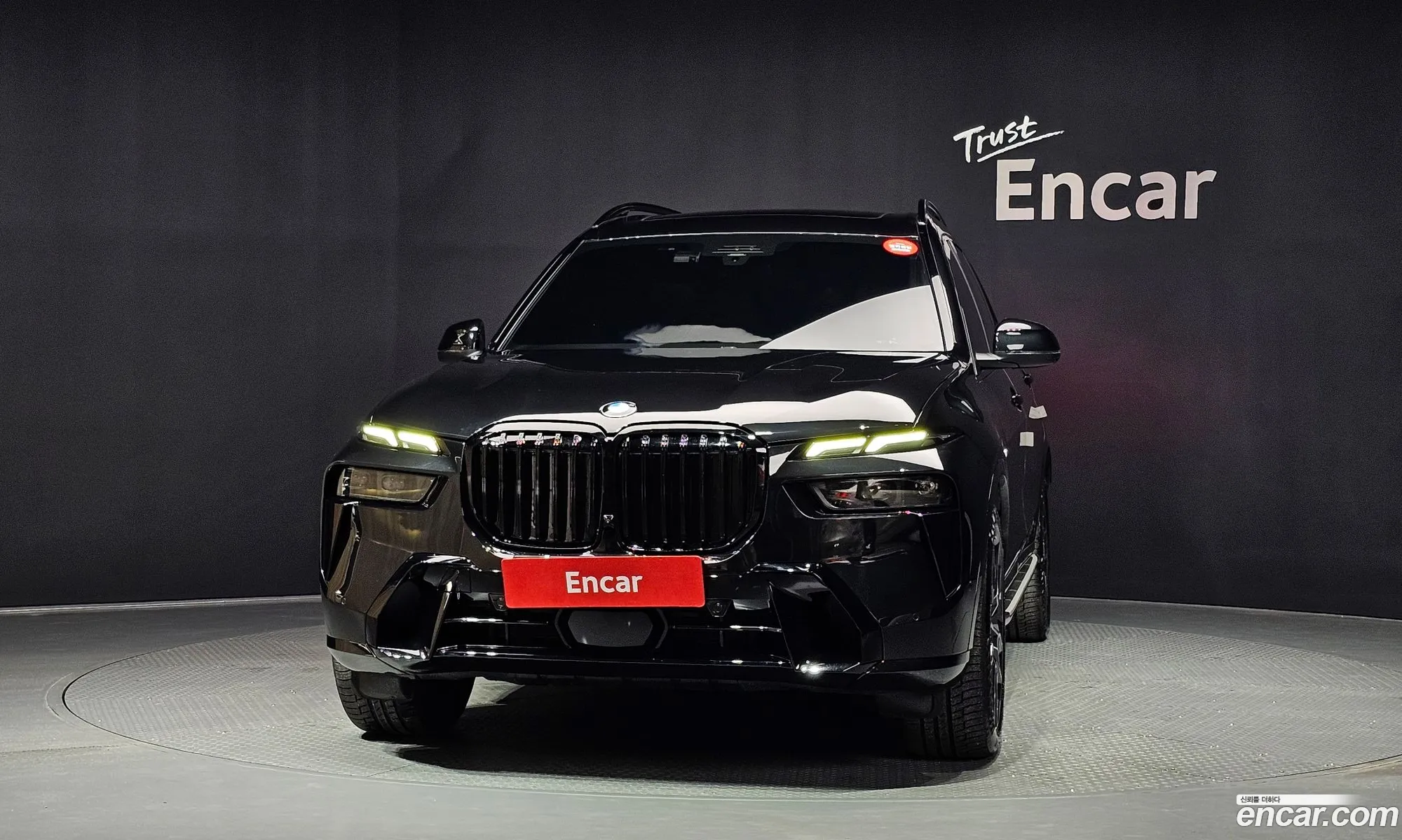 BMW X7 2025 WBA21EM0666666666 — 21