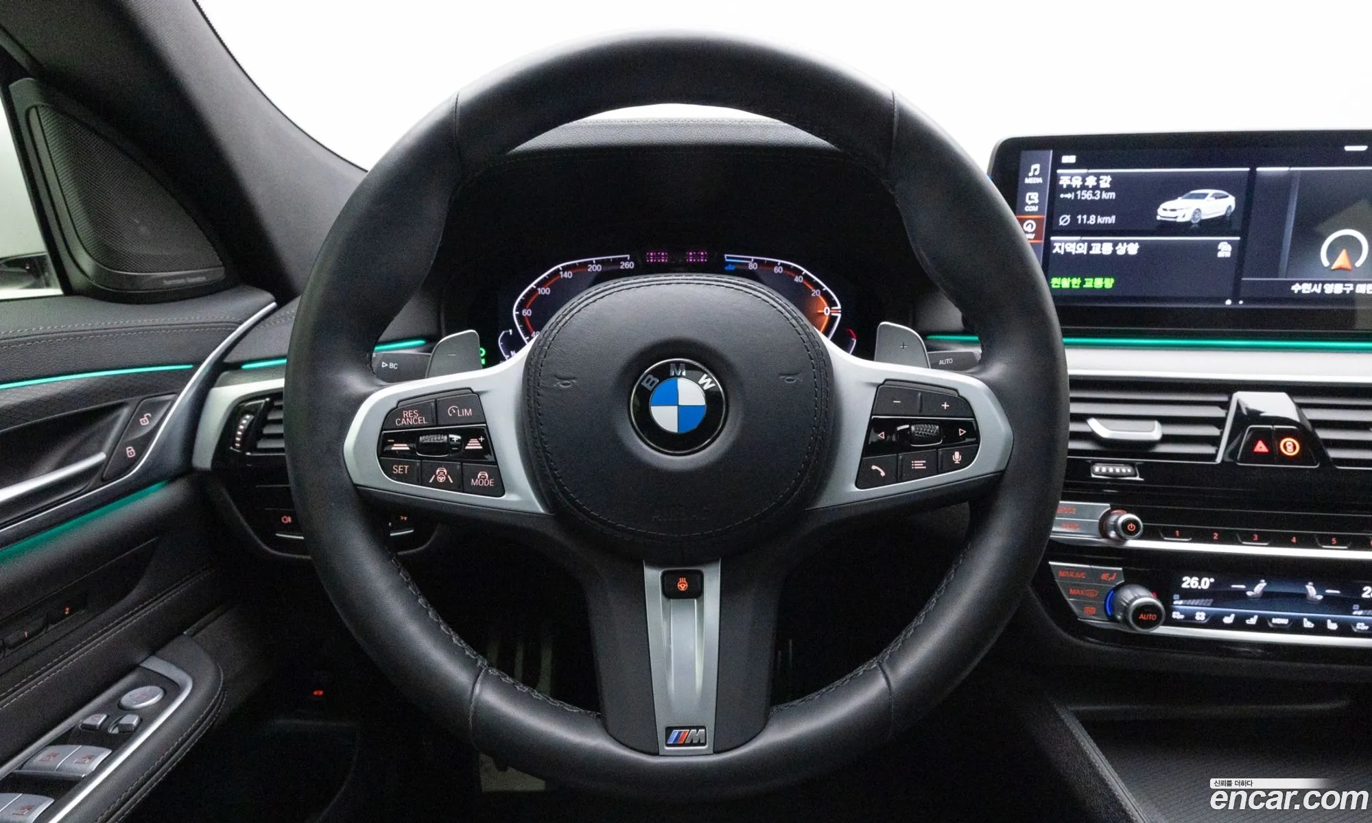 BMW 6 Series GT 2024 — 6