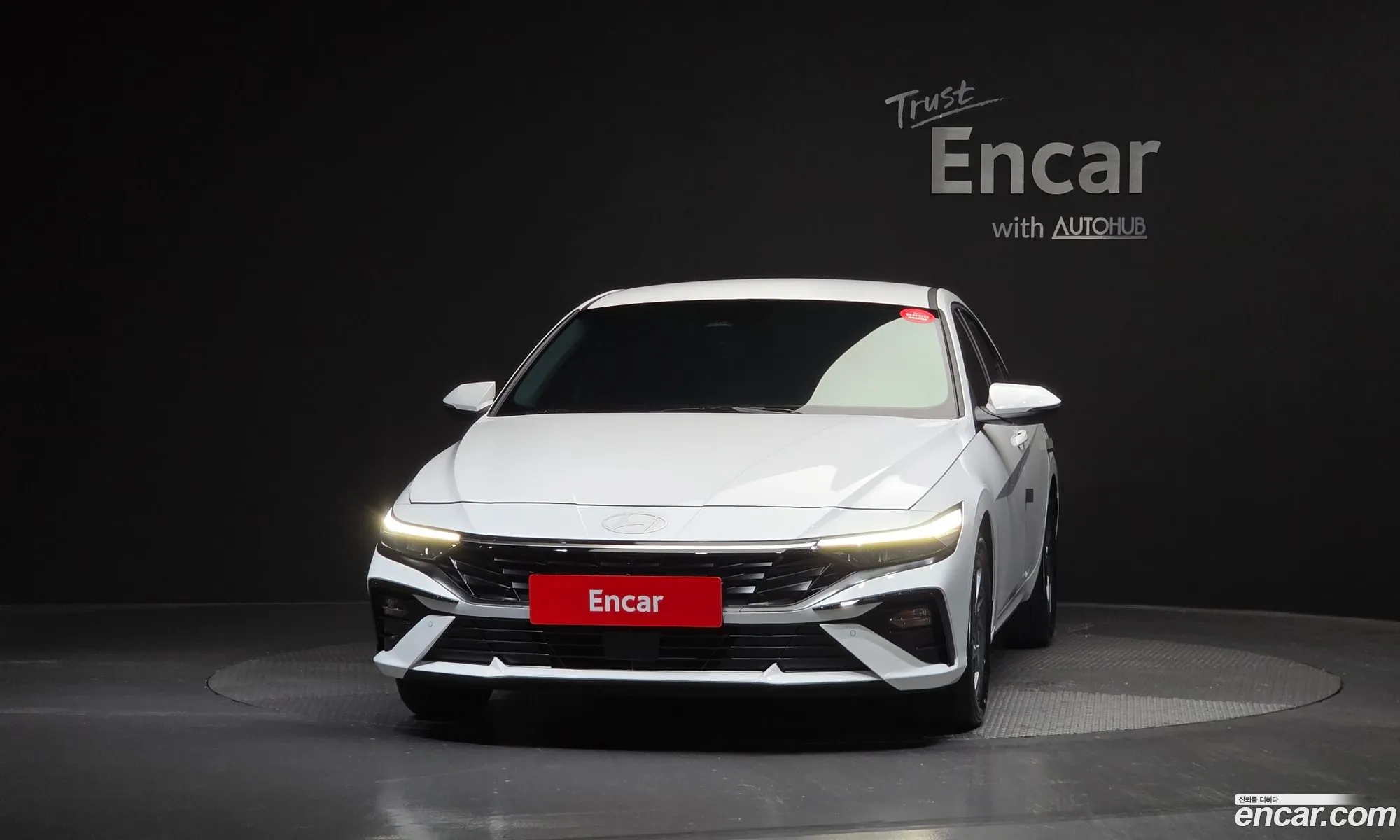 Hyundai Elantra 2024 — 26