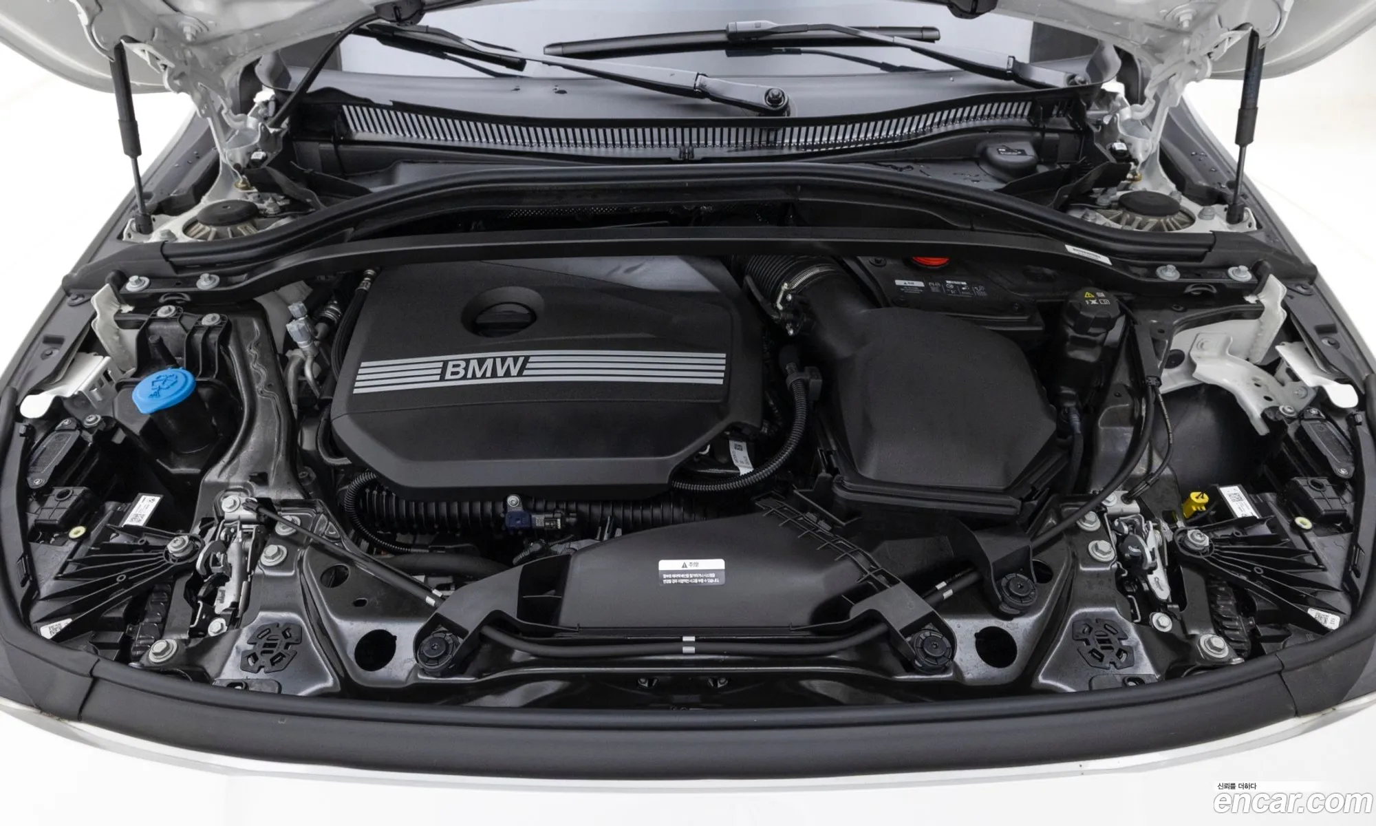 BMW 1 Series 2025 — 8