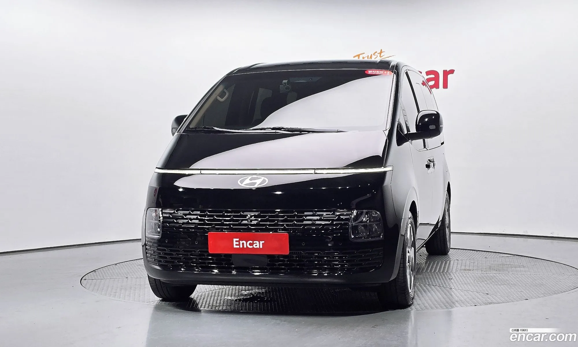 Hyundai Staria 2024 — 3