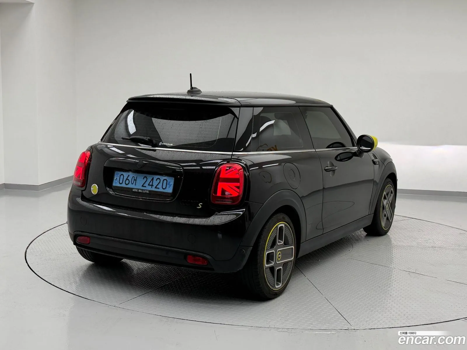Mini Cooper Electric 2022 — 4