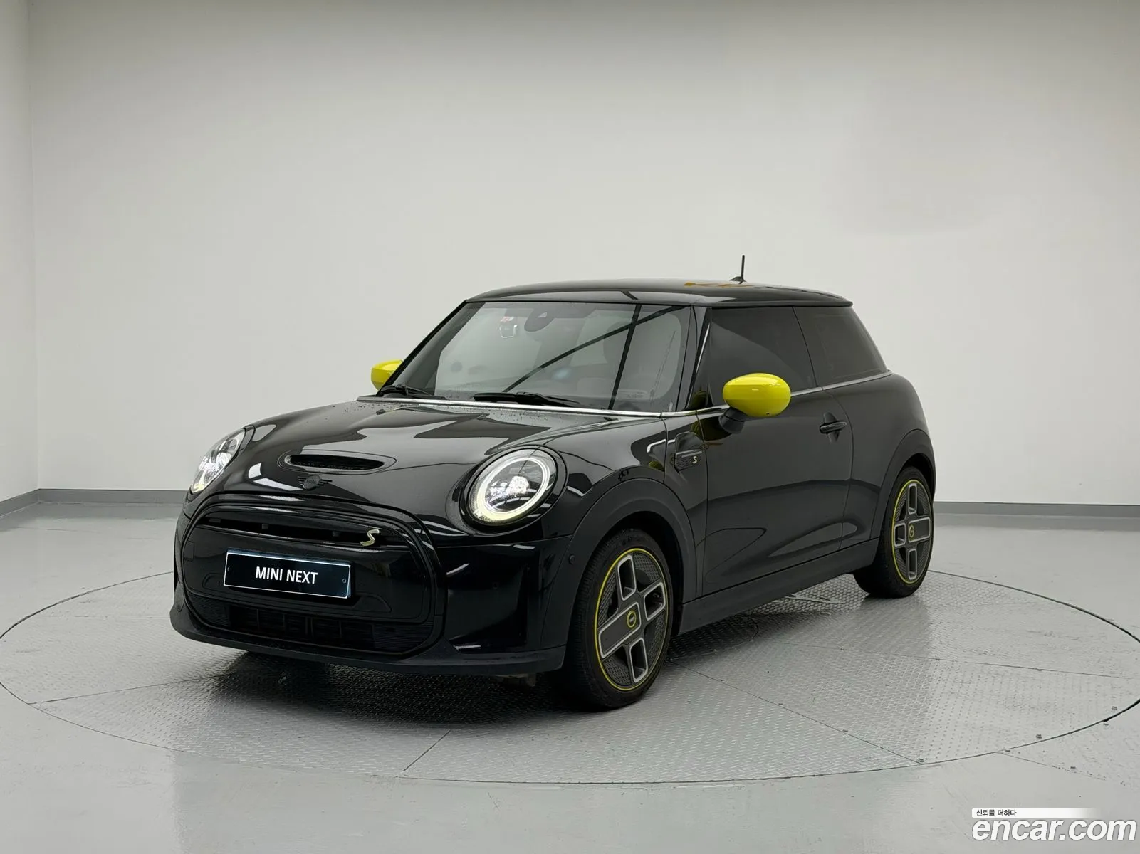 Mini Cooper Electric 2022 — 7
