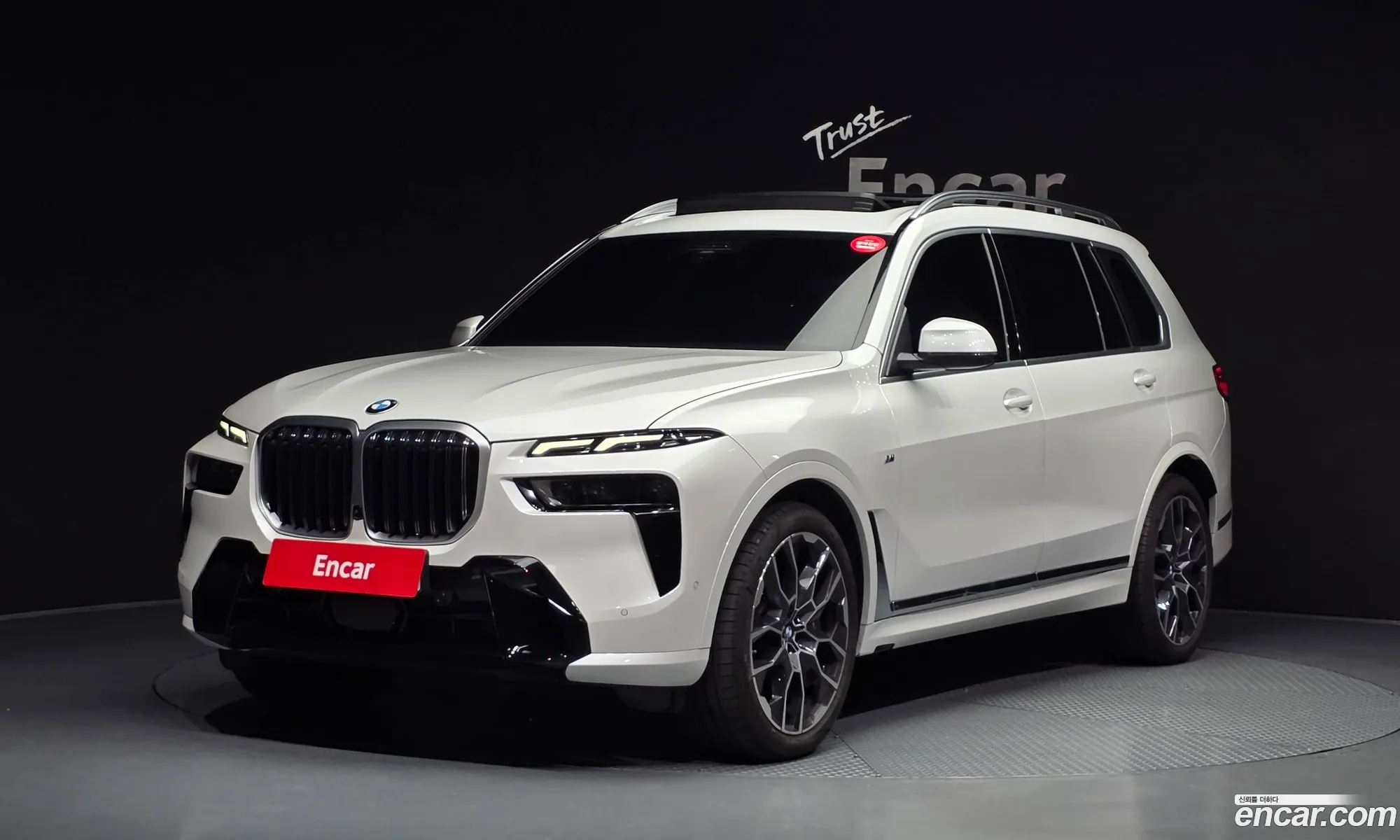 BMW X7 2024 WBA21EM02R9W03504 — 7