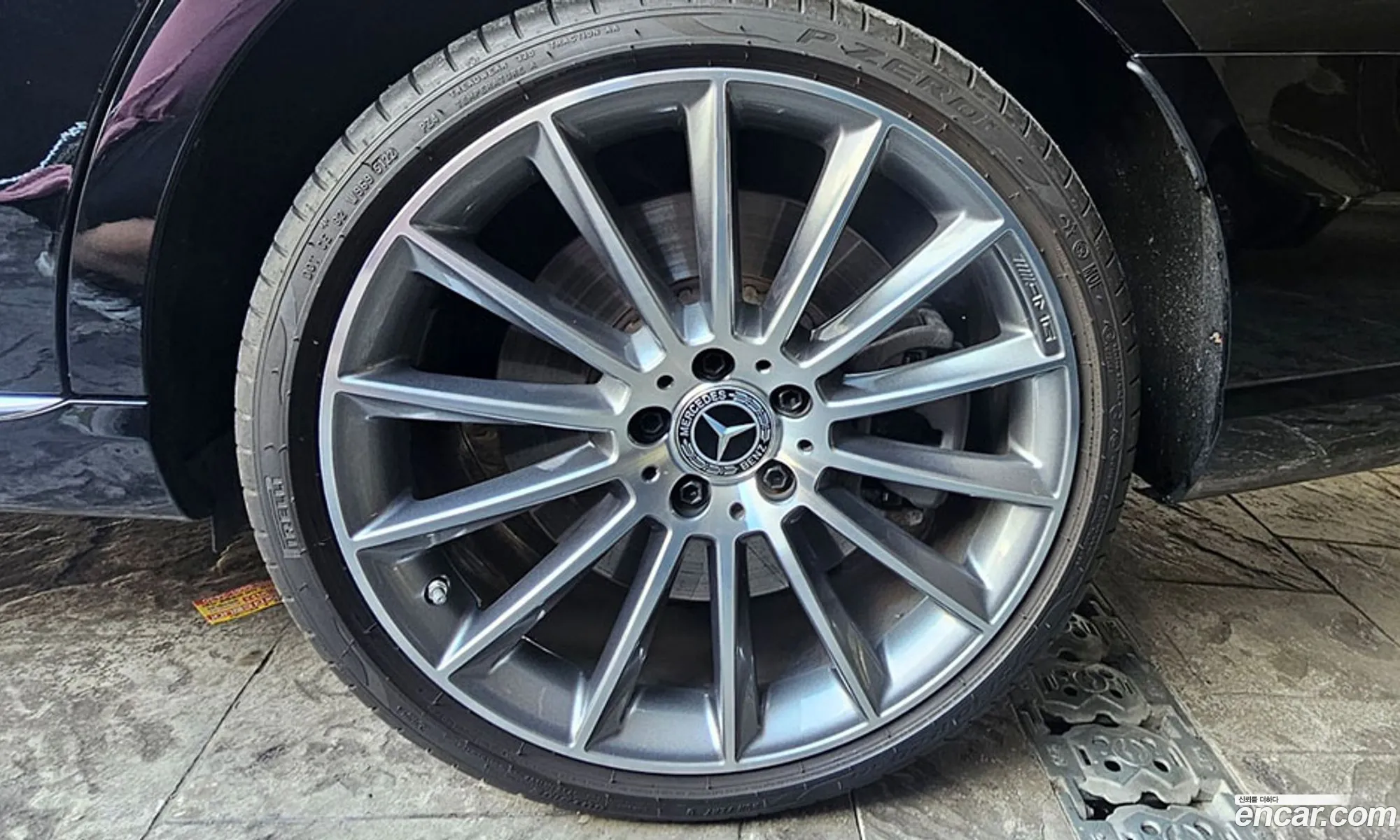 Mercedes-Benz E-Class W213 2023 — 10