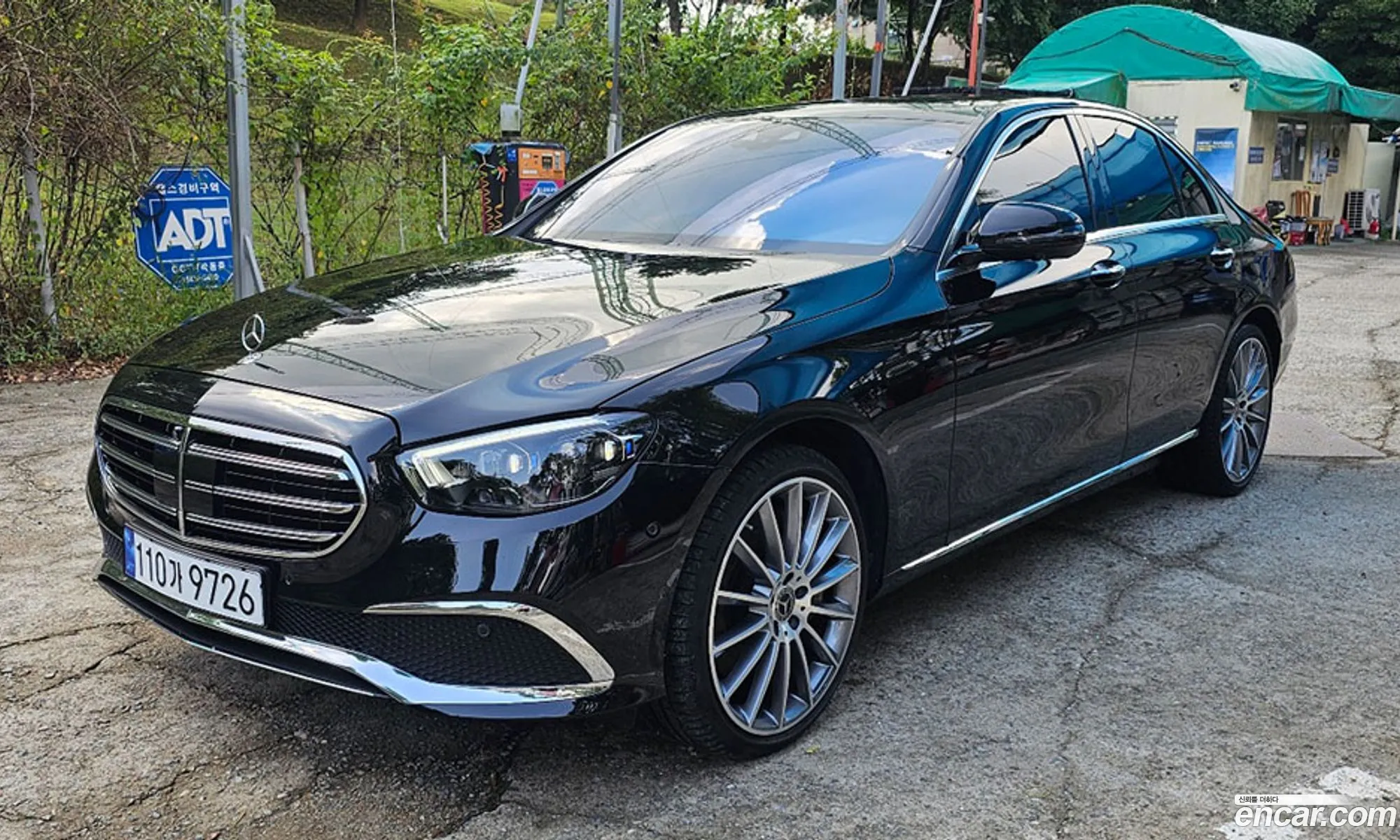 Mercedes-Benz E-Class W213 2023 — 14