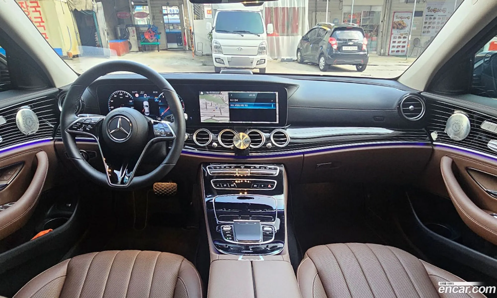 Mercedes-Benz E-Class W213 2023 — 16